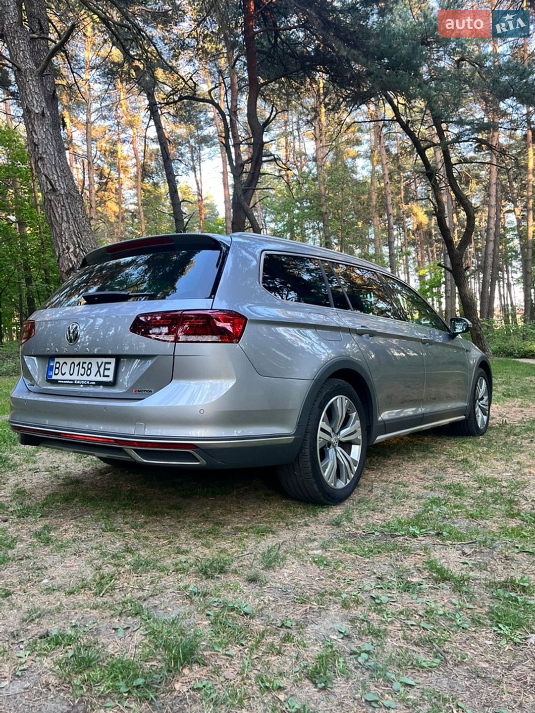Volkswagen Passat 2020 VIN WVWZZZ3CZLE144125 фото оголошення 10 з 17