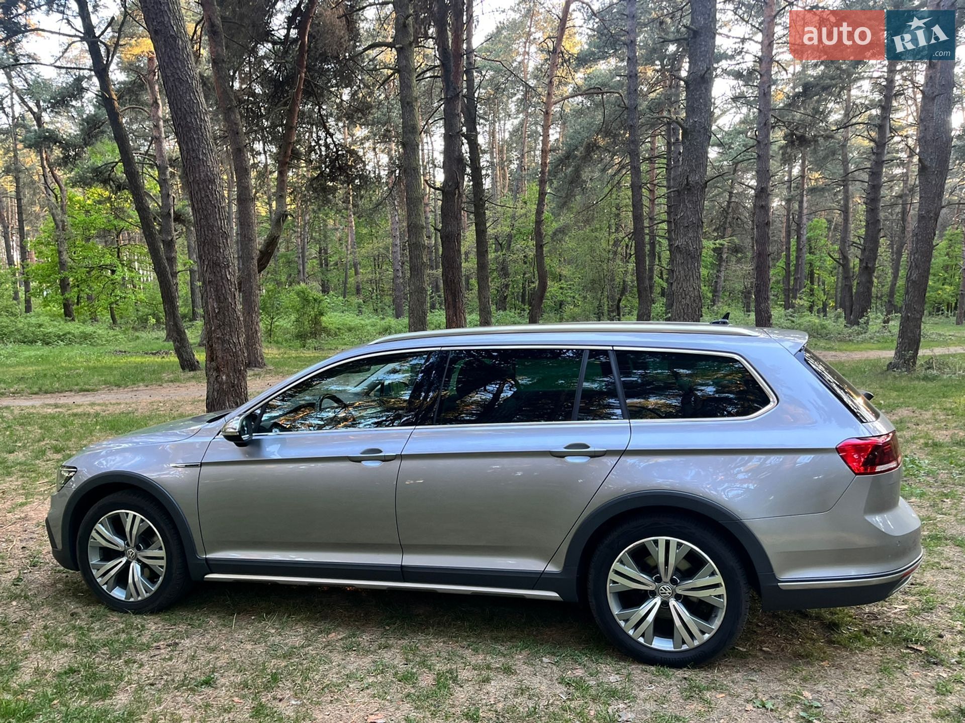 Volkswagen Passat 2020 VIN WVWZZZ3CZLE144125 фото оголошення 5 з 17