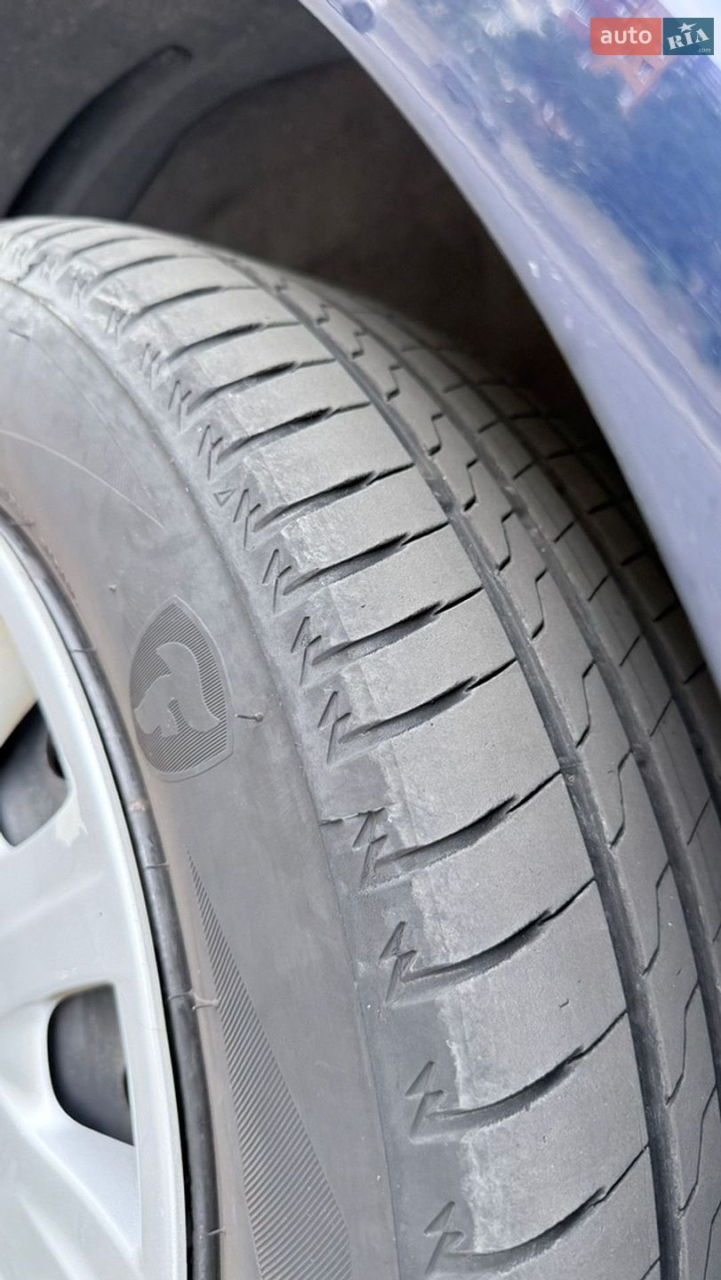 Toyota Avensis 2012 VIN SB1EE76L10E023151 фото оголошення 31 з 42