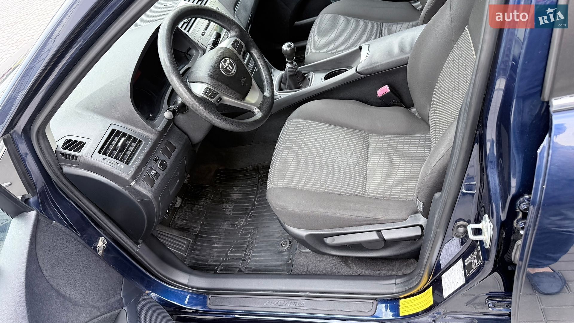 Toyota Avensis 2012 VIN SB1EE76L10E023151 фото оголошення 41 з 42