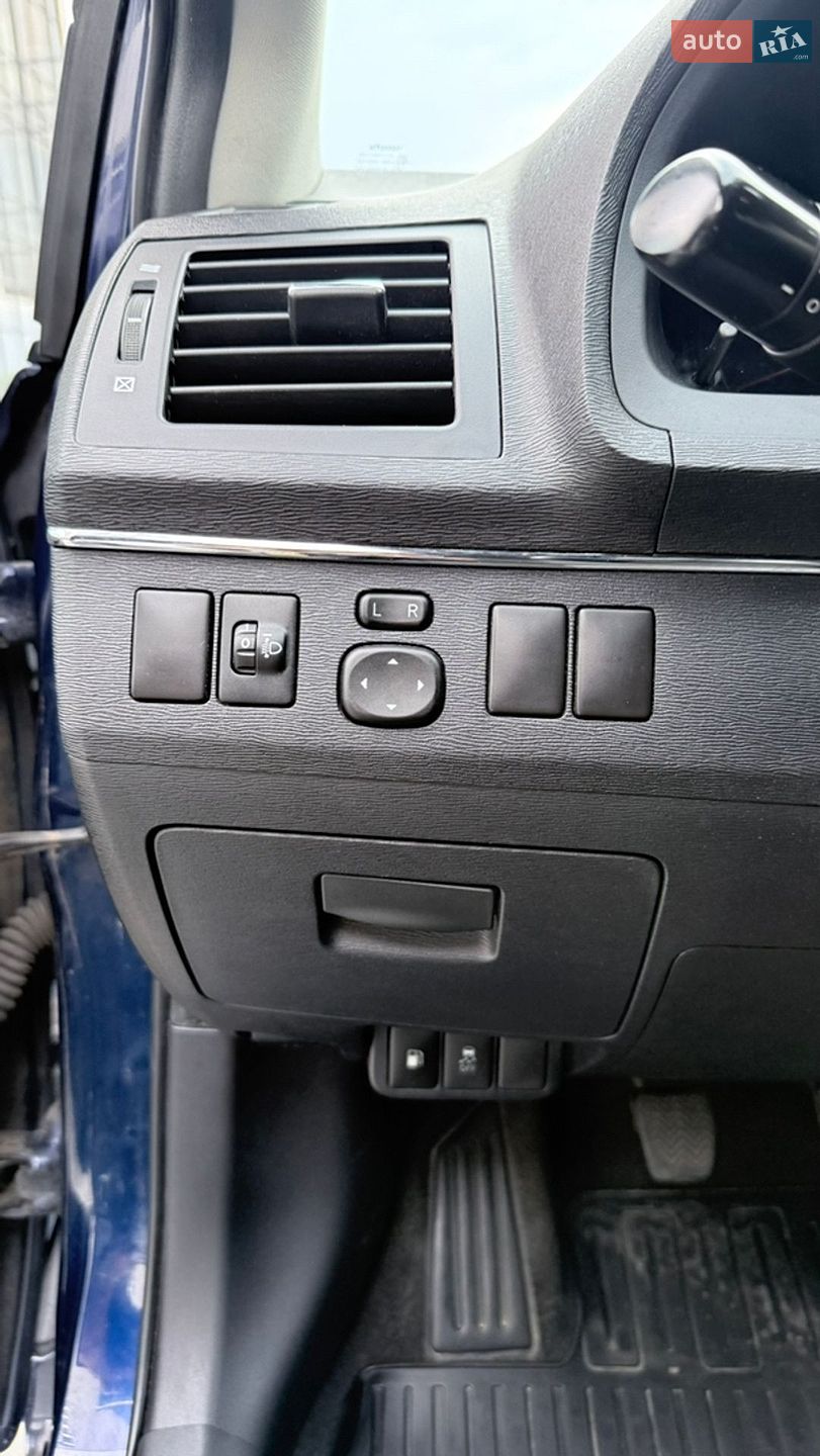 Toyota Avensis 2012 VIN SB1EE76L10E023151 фото оголошення 42 з 42