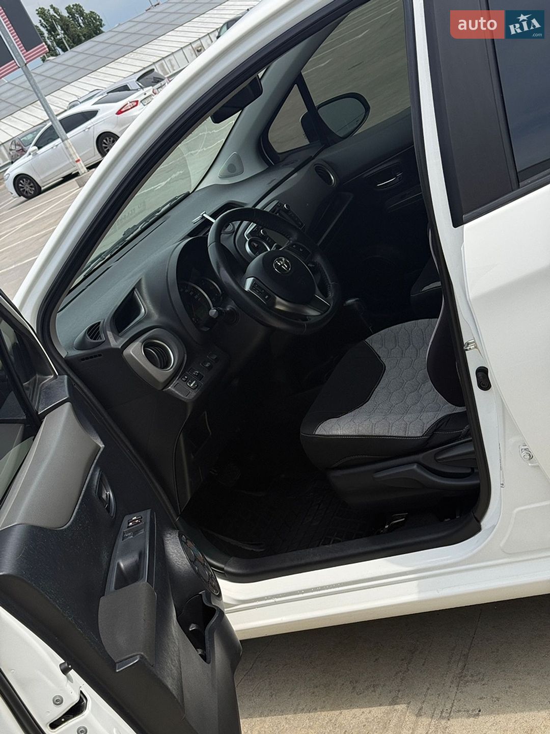 Toyota Yaris 2012 VIN VNKKJ3D390A104516 фото оголошення 25 з 35