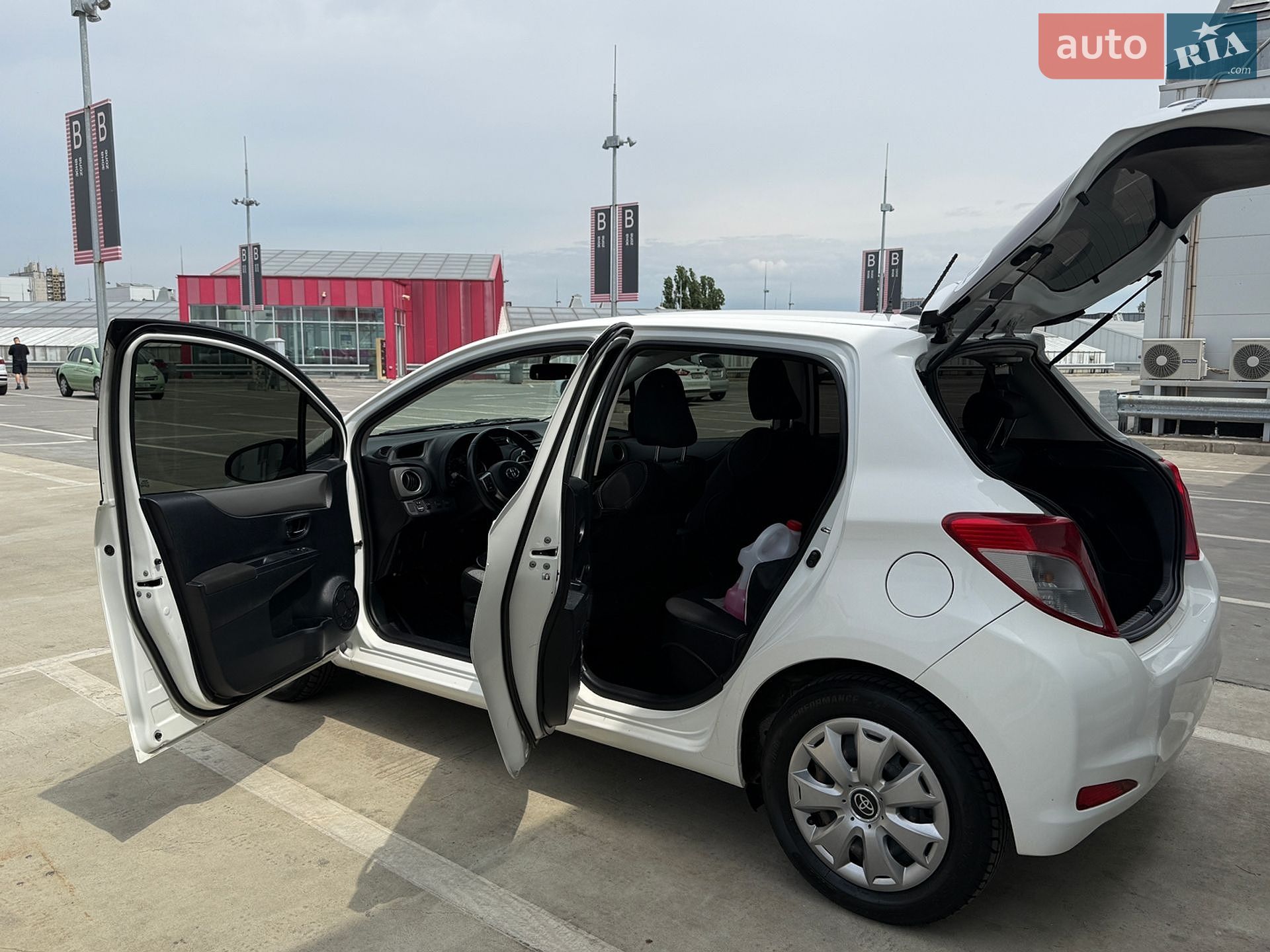 Toyota Yaris 2012 VIN VNKKJ3D390A104516 фото оголошення 32 з 35