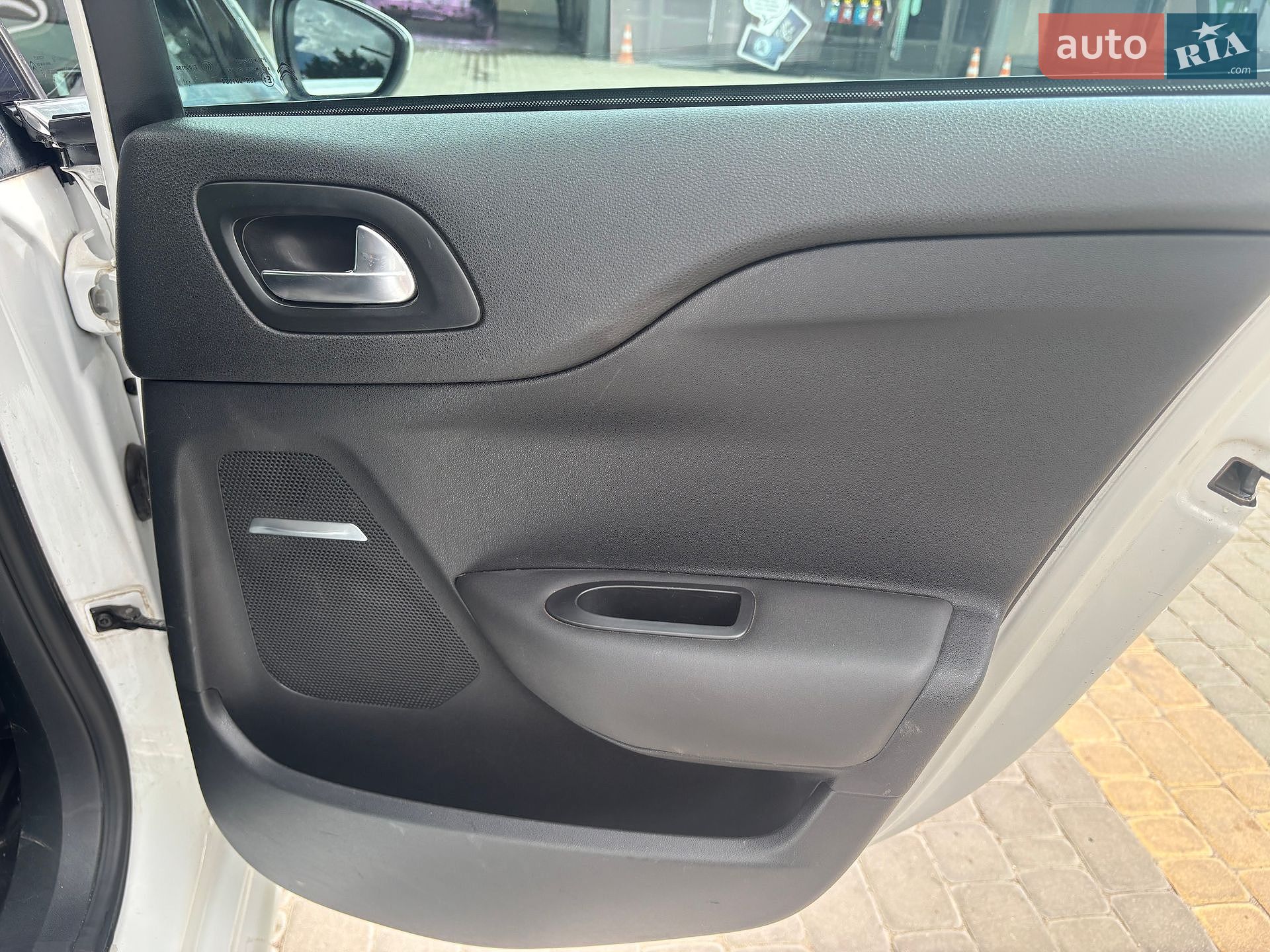 Citroen DS4 2011 VIN VF7NX9HR8BY581001 фото оголошення 17 з 29