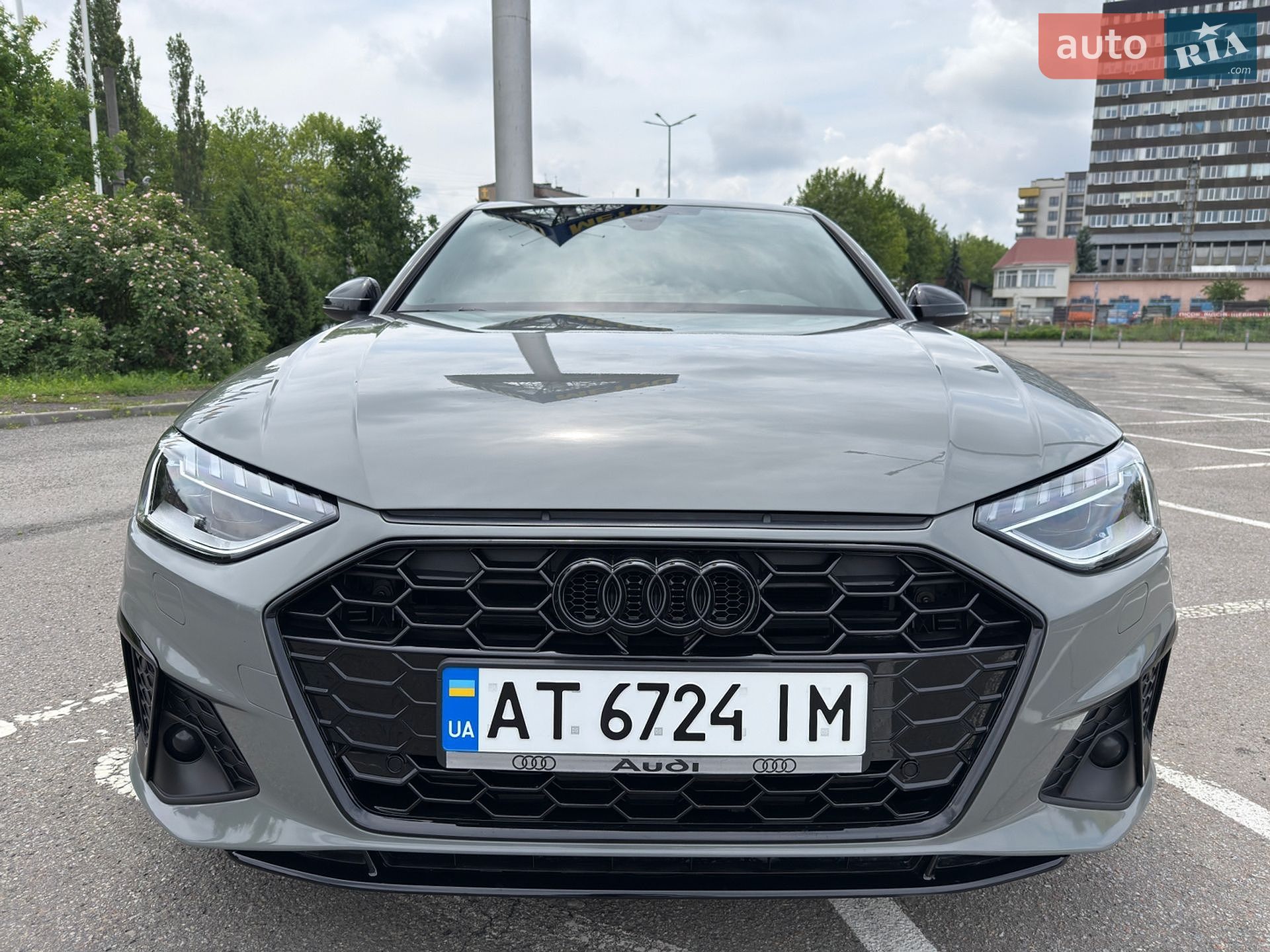 Audi A4 2020 VIN WAUENAF49LN009288 фото оголошення 12 з 25