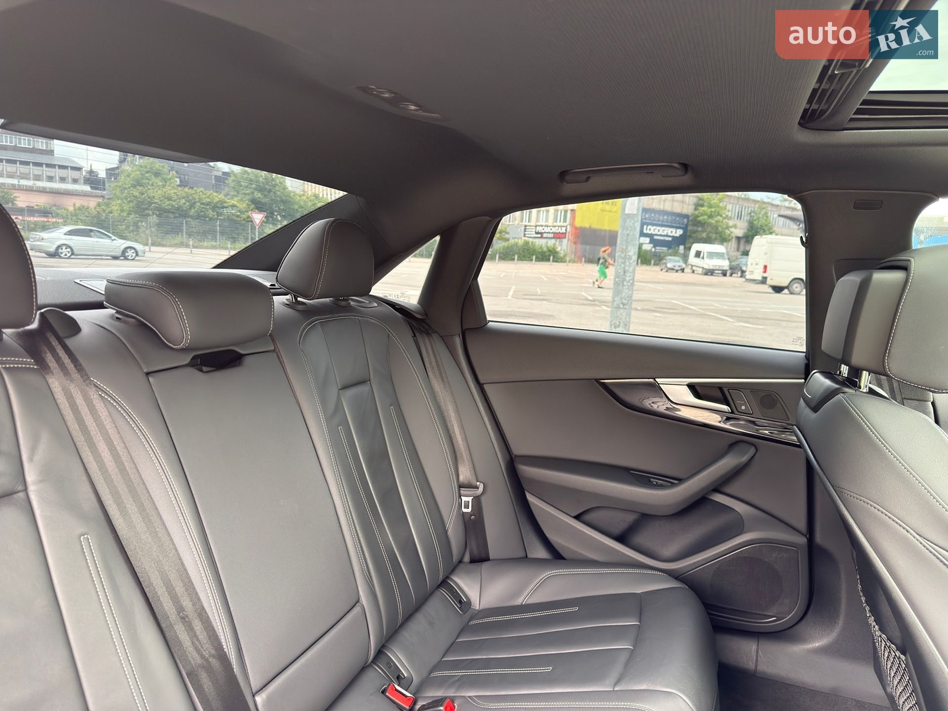 Audi A4 2020 VIN WAUENAF49LN009288 фото оголошення 21 з 25