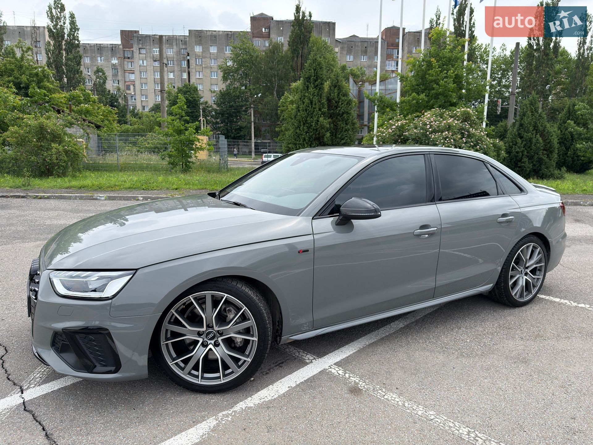 Audi A4 2020 VIN WAUENAF49LN009288 фото оголошення 23 з 25