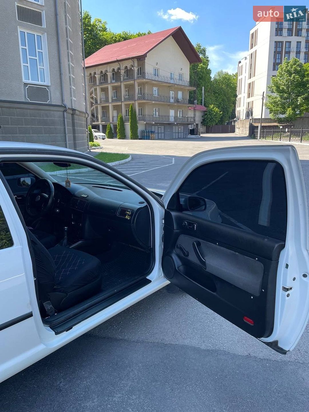 Volkswagen Golf 1998 VIN WVWZZZ1JZXB085868 фото оголошення 10 з 18