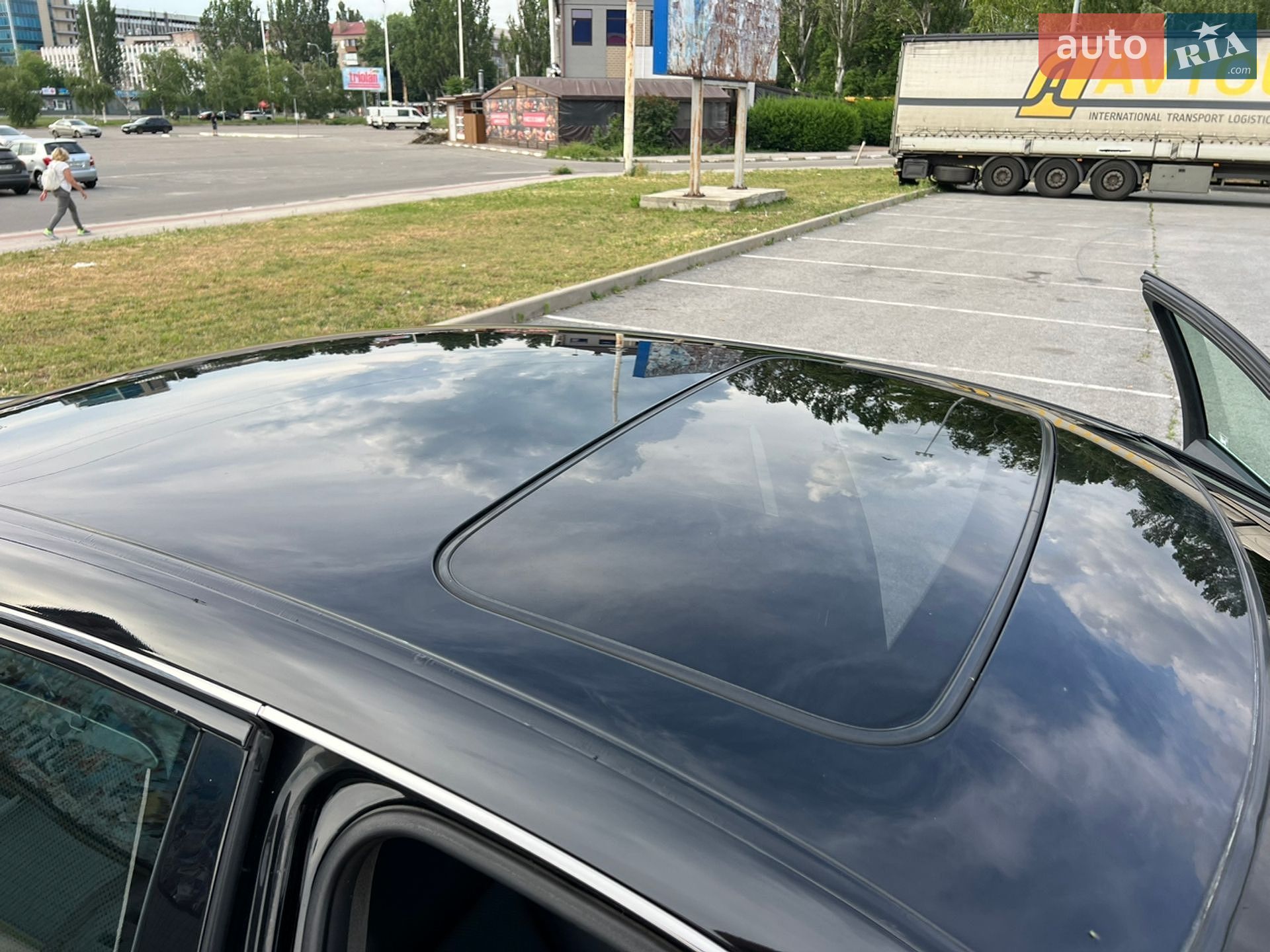 Honda Legend 2006 VIN JHMKB16507C201606 фото оголошення 31 з 48