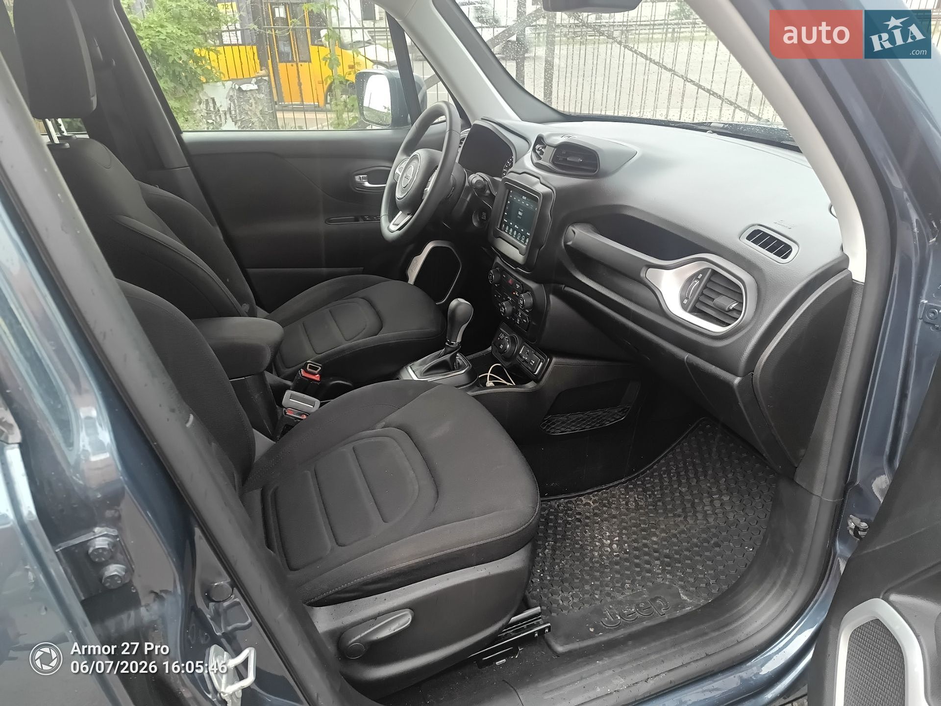 Jeep Renegade 2020 VIN ZACNJDBB0MPM39320 фото оголошення 4 з 11