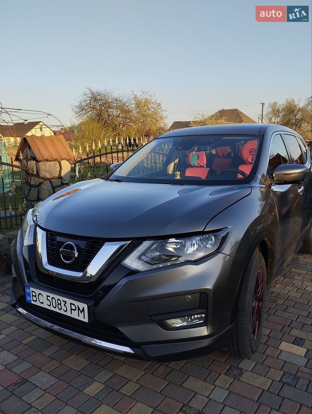 Nissan X-Trail 2017 VIN JN1TCNT32U0101085 фото оголошення 2 з 17