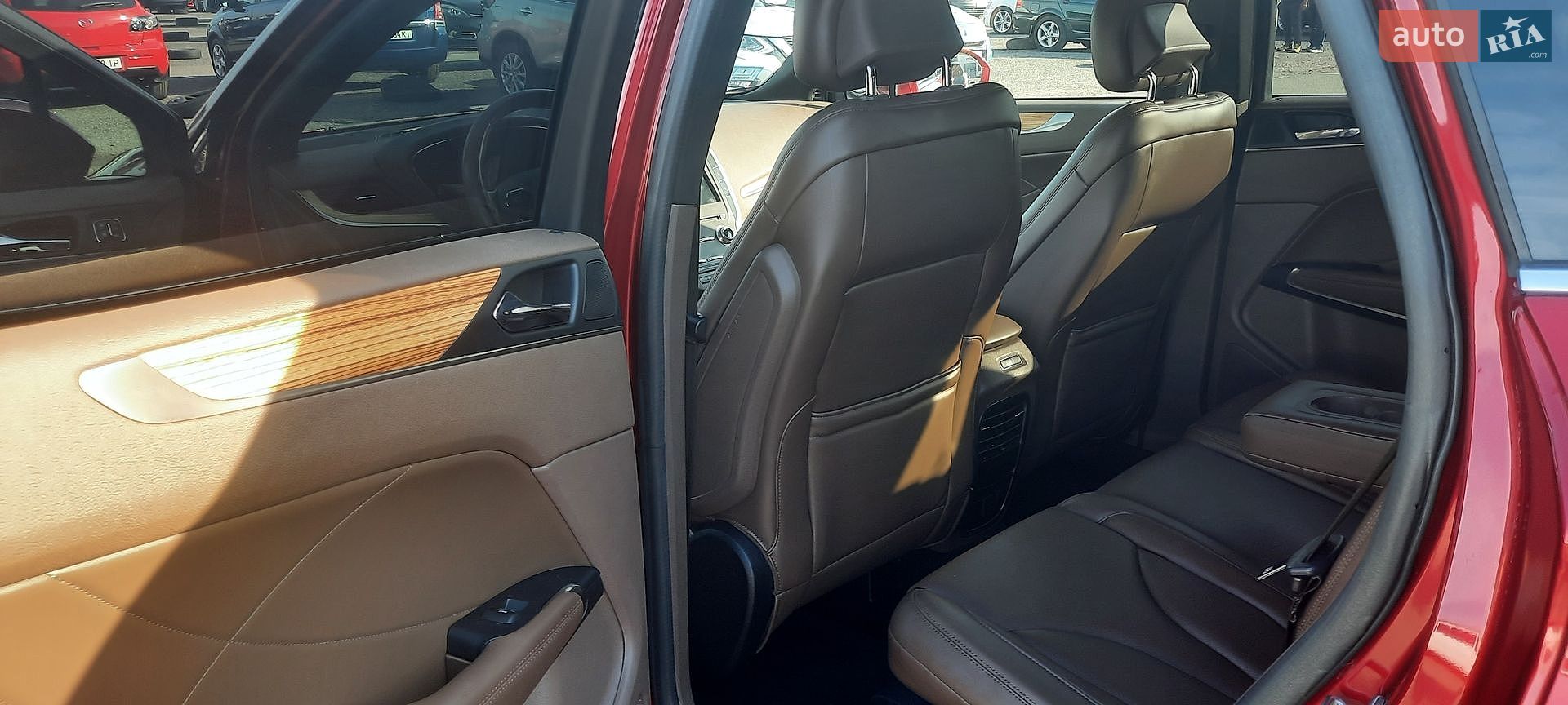 Lincoln MKC 2015 VIN 5LMTJ2AH5FUJ34720 фото оголошення 33 з 61