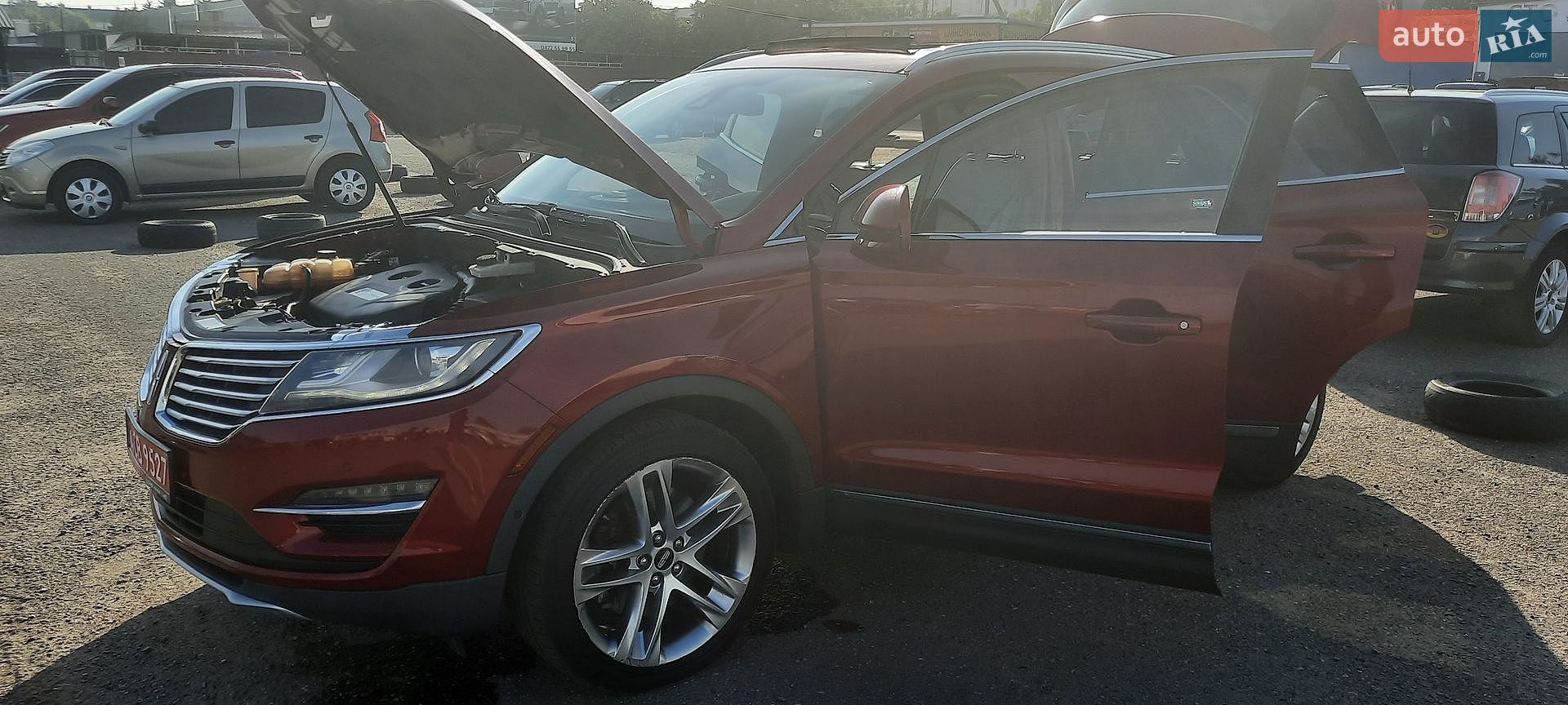 Lincoln MKC 2015 VIN 5LMTJ2AH5FUJ34720 фото оголошення 40 з 61