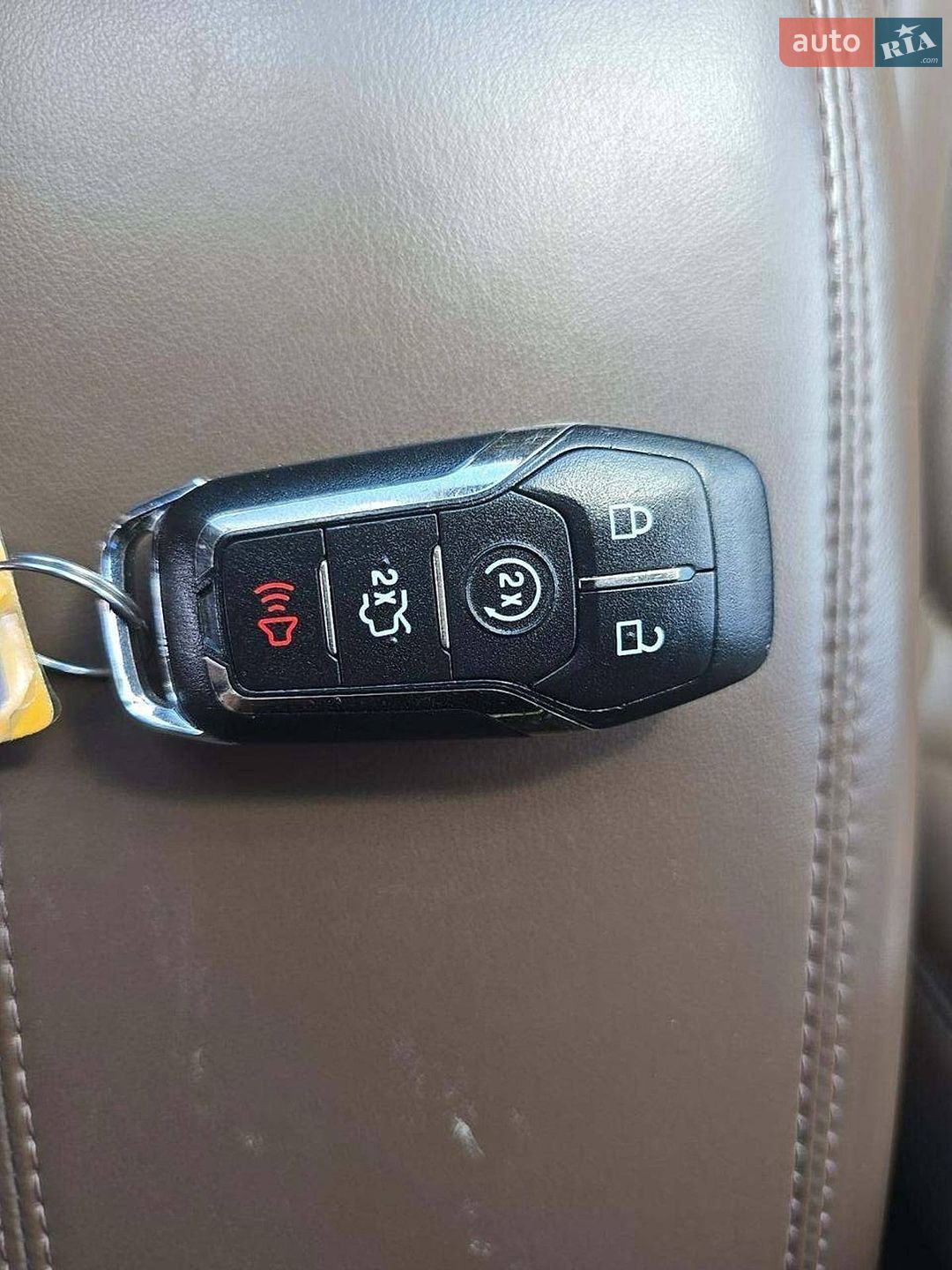Lincoln MKC 2015 VIN 5LMTJ2AH5FUJ34720 фото оголошення 55 з 61
