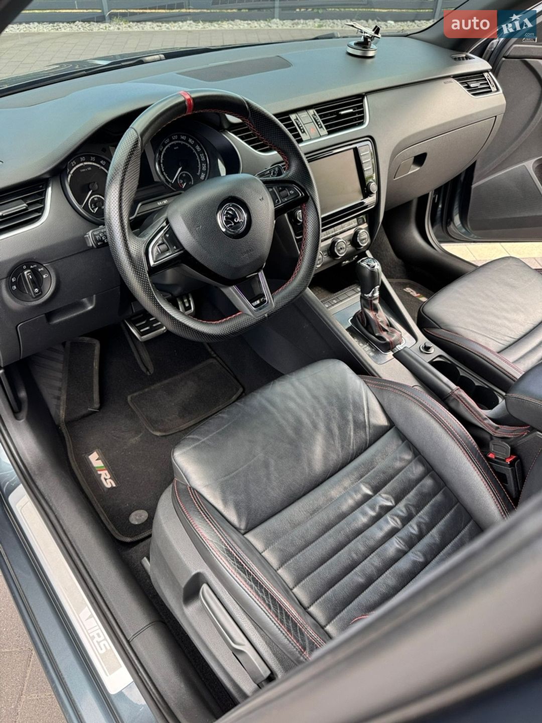 Skoda Octavia 2016 VIN TMBJK7NE5G0177438 фото оголошення 17 з 26