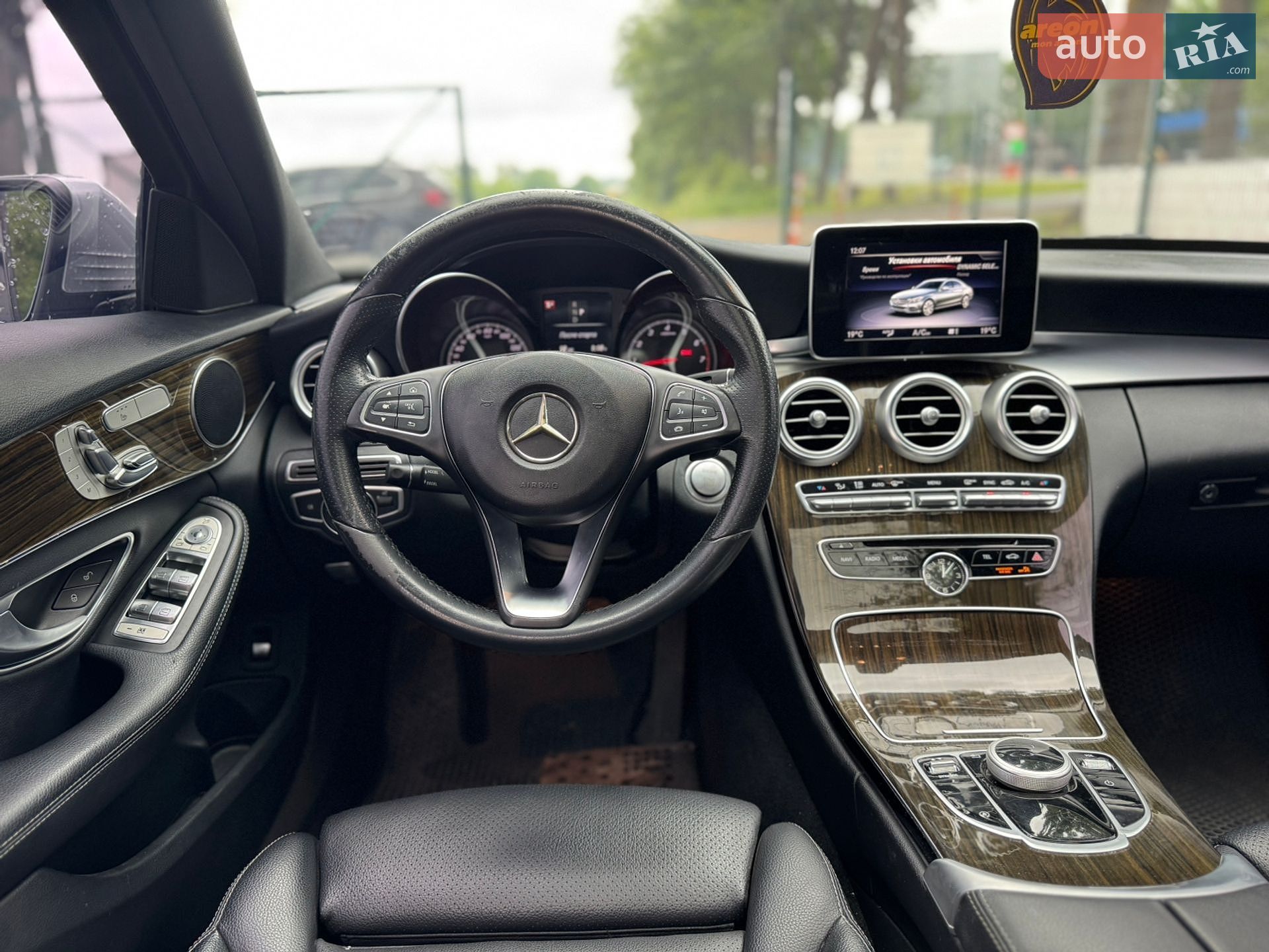 Mercedes-Benz C-Class 2017 VIN WDDWF4JB2JR349034 фото оголошення 27 з 51
