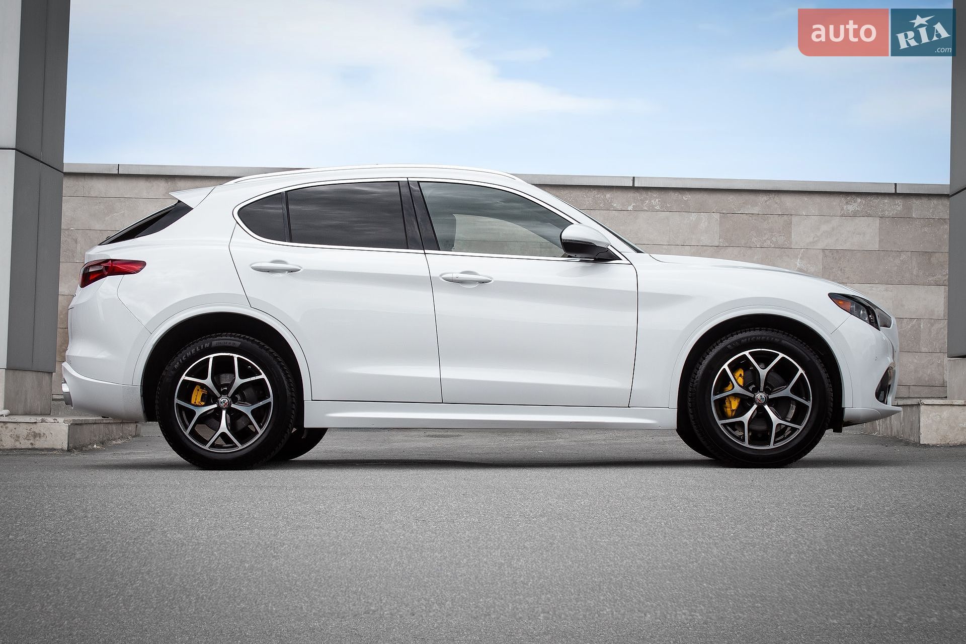 Alfa Romeo Stelvio 2021 VIN ZASPAKBN6M7D14076 фото оголошення 3 з 48
