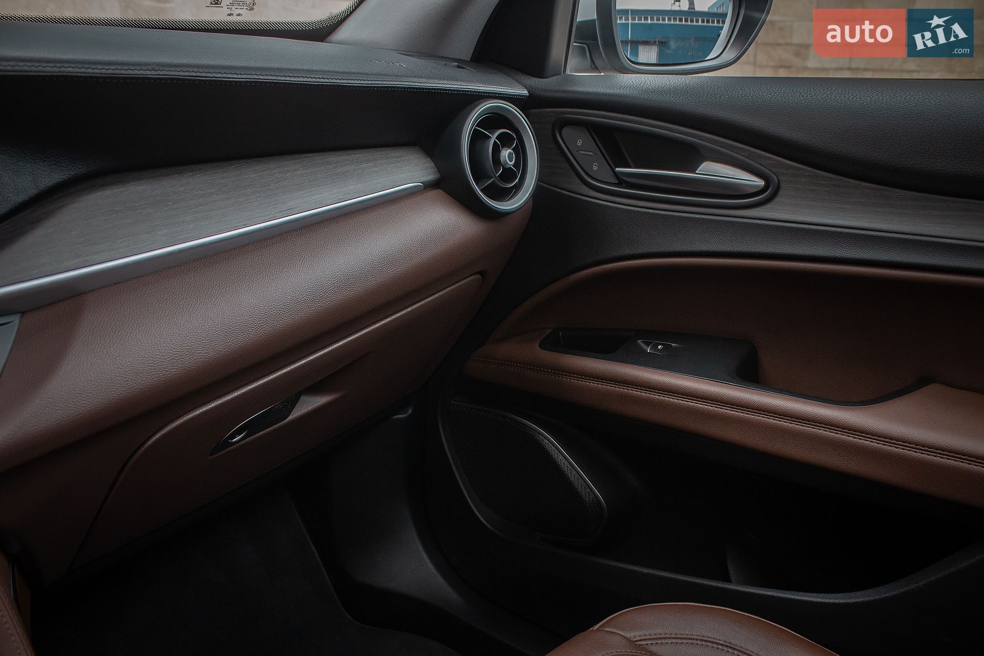Alfa Romeo Stelvio 2021 VIN ZASPAKBN6M7D14076 фото оголошення 28 з 48