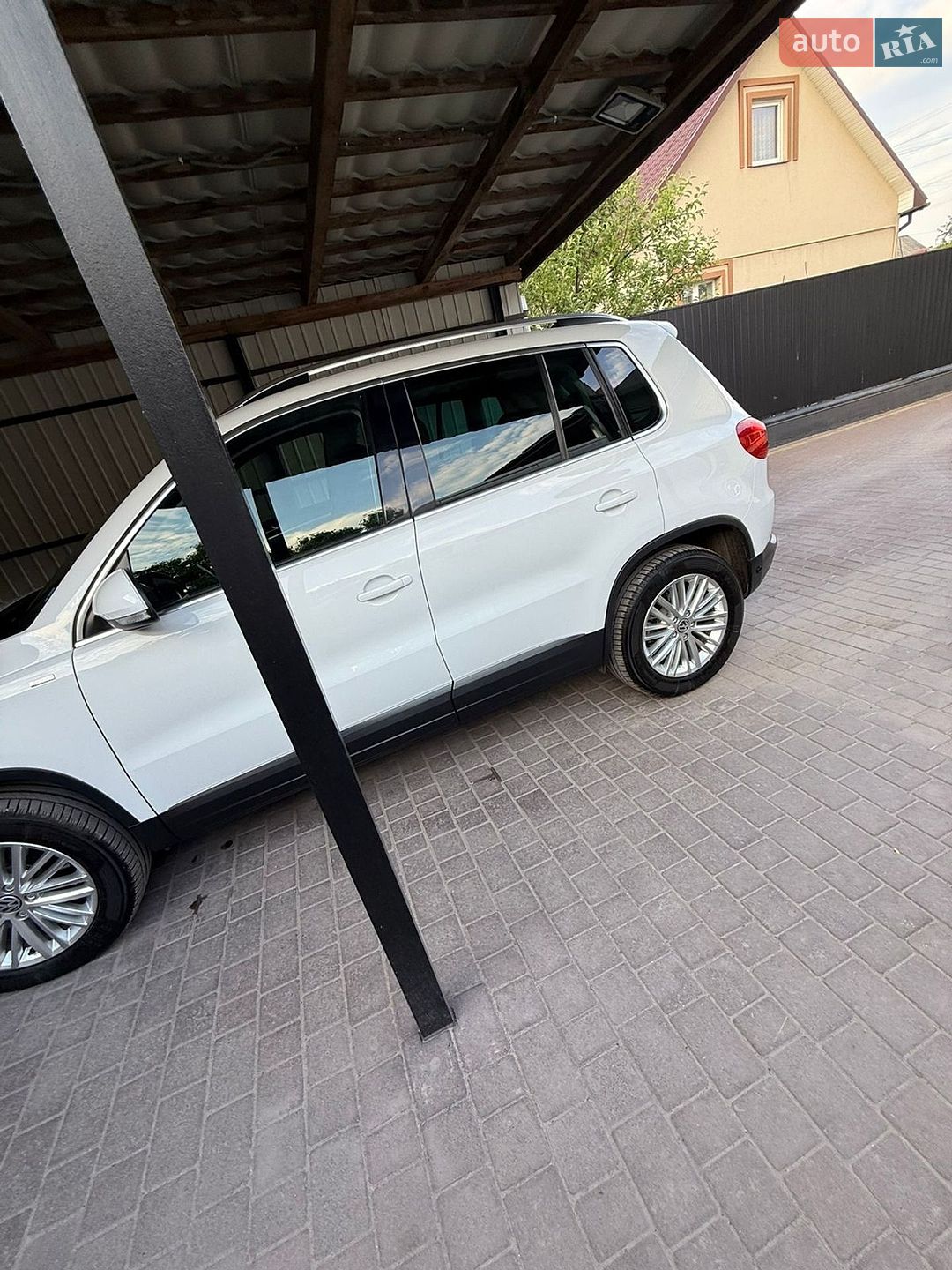 Volkswagen Tiguan 2014 VIN WVGZZZ5NZFW002210 фото оголошення 4 з 21
