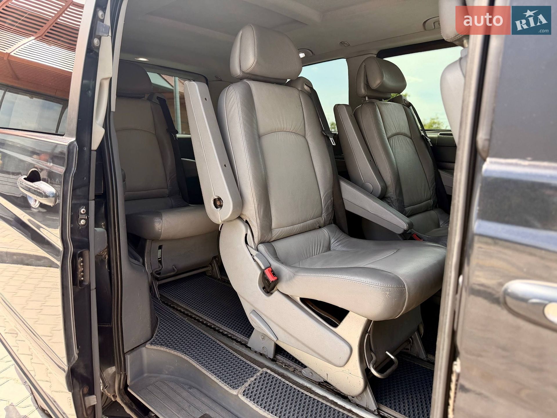 Mercedes-Benz Viano 2006 VIN WDF63981313272730 фото оголошення 12 з 23