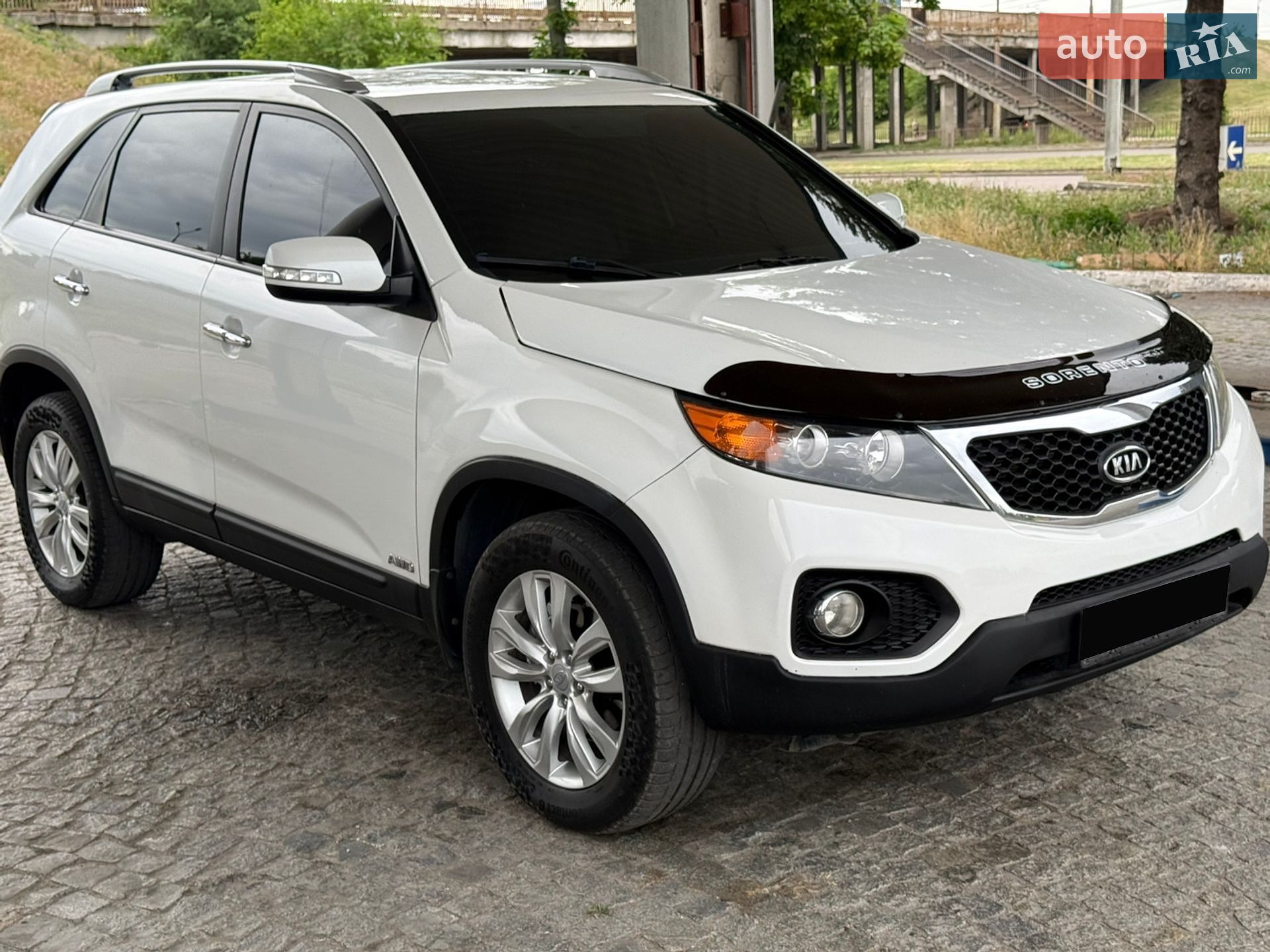 Kia Sorento 2011 VIN KNAKU814DB5154729 фото оголошення 2 з 19