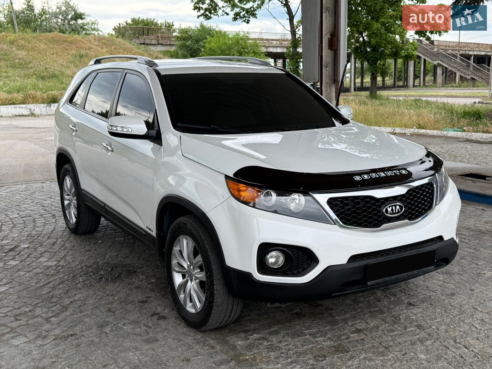 Kia Sorento 2011 VIN KNAKU814DB5154729 фото оголошення 12 з 19