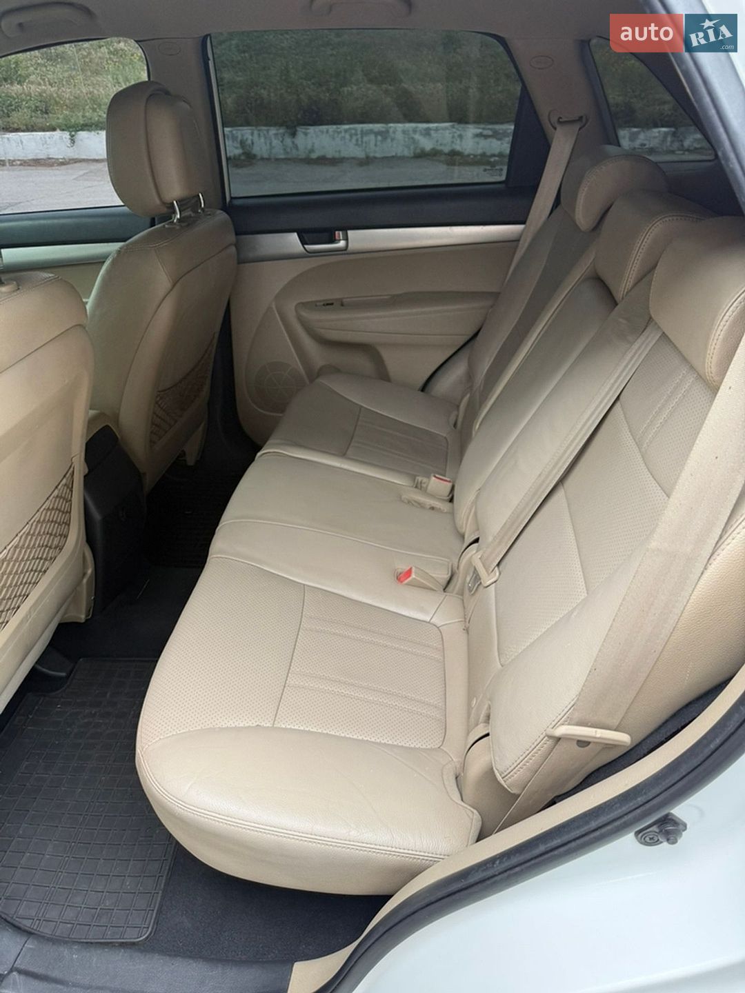 Kia Sorento 2011 VIN KNAKU814DB5154729 фото оголошення 19 з 19