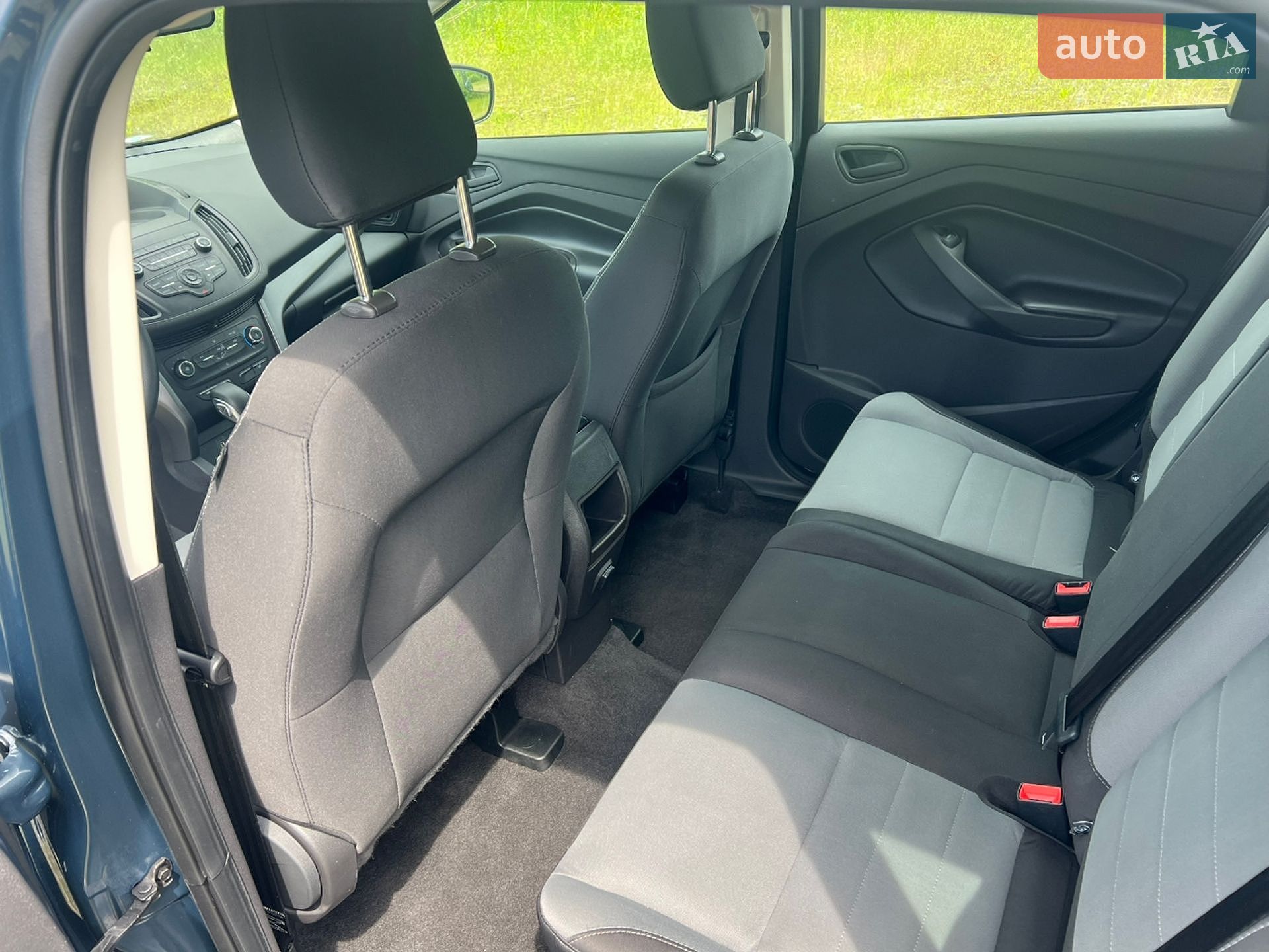 Ford Escape 2019 VIN 1FMCU0F79KUB20022 фото оголошення 17 з 20