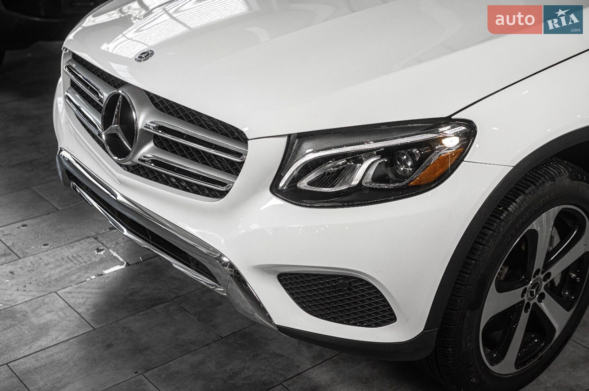 Mercedes-Benz GLC-Class 2018 VIN WDC0G5EB4KF575392 фото оголошення 20 з 55
