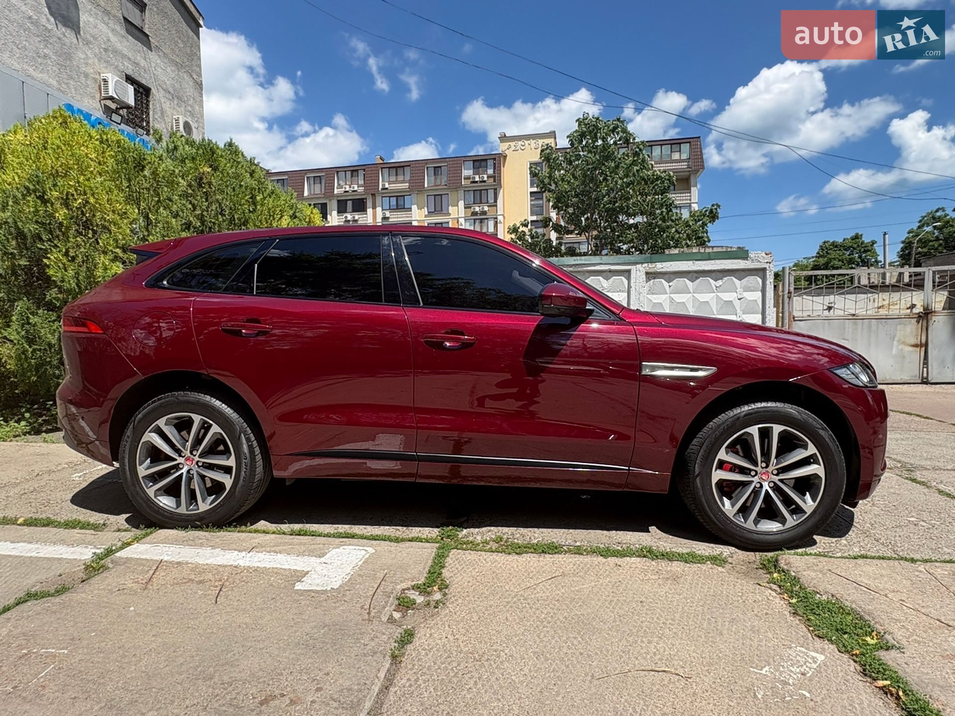 Jaguar F-Pace 2016 VIN SADCA2BK8HA085345 фото оголошення 2 з 21