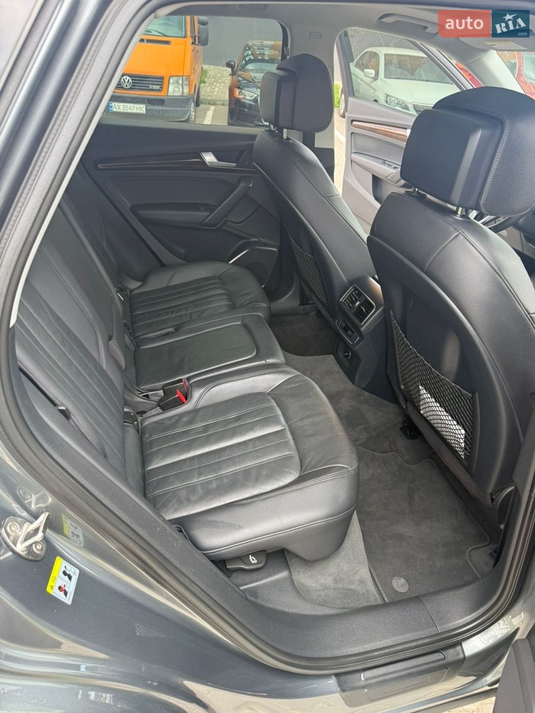 Audi Q5 2018 VIN WA1ANAFY9J2013354 фото оголошення 15 з 32