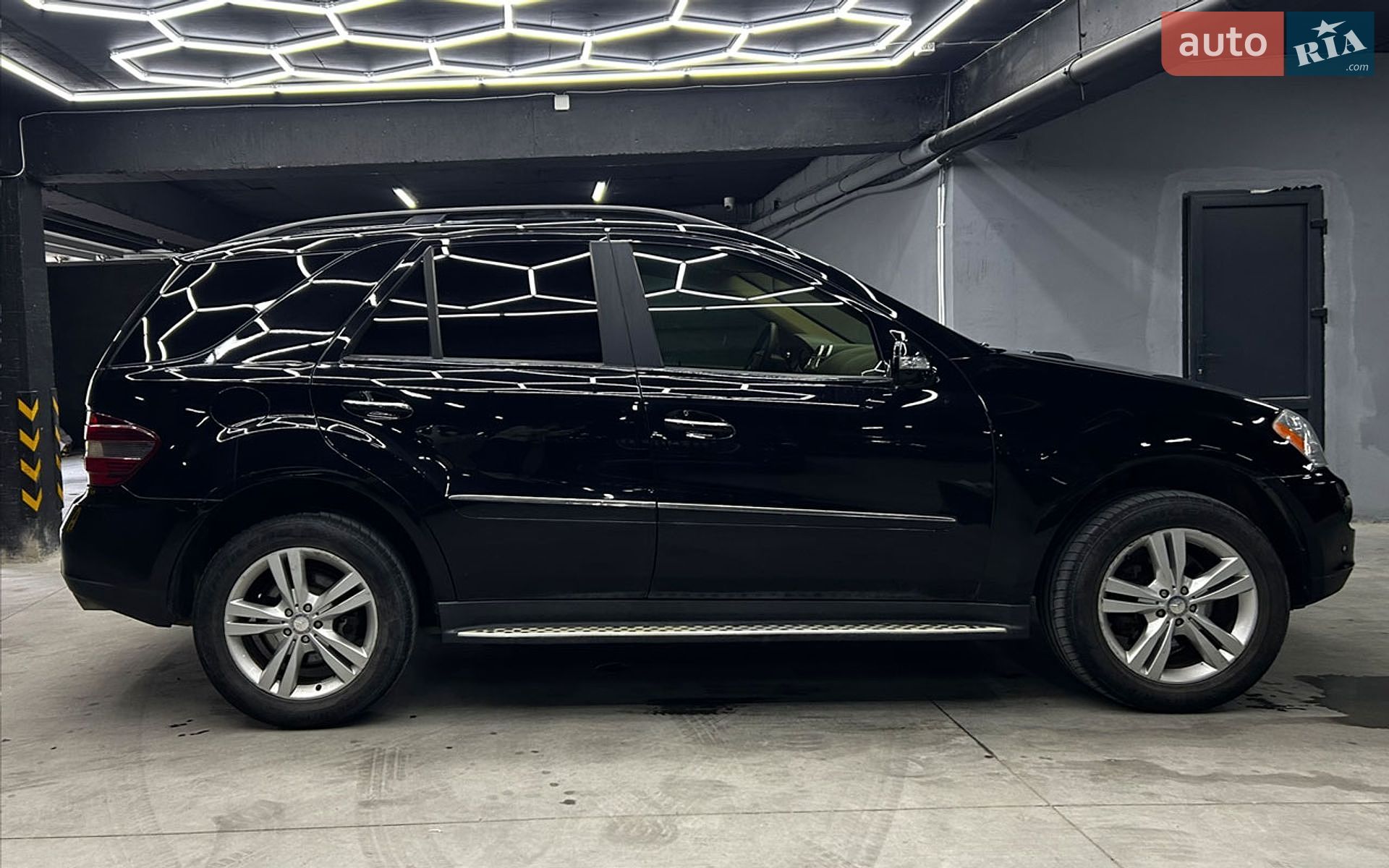 Mercedes-Benz M-Class 2008 VIN 4JGBB86EX8A410584 фото оголошення 10 з 22