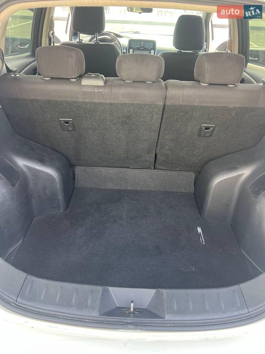 Nissan Leaf 2013 VIN SJNFAAZE0U6000428 фото оголошення 4 з 6