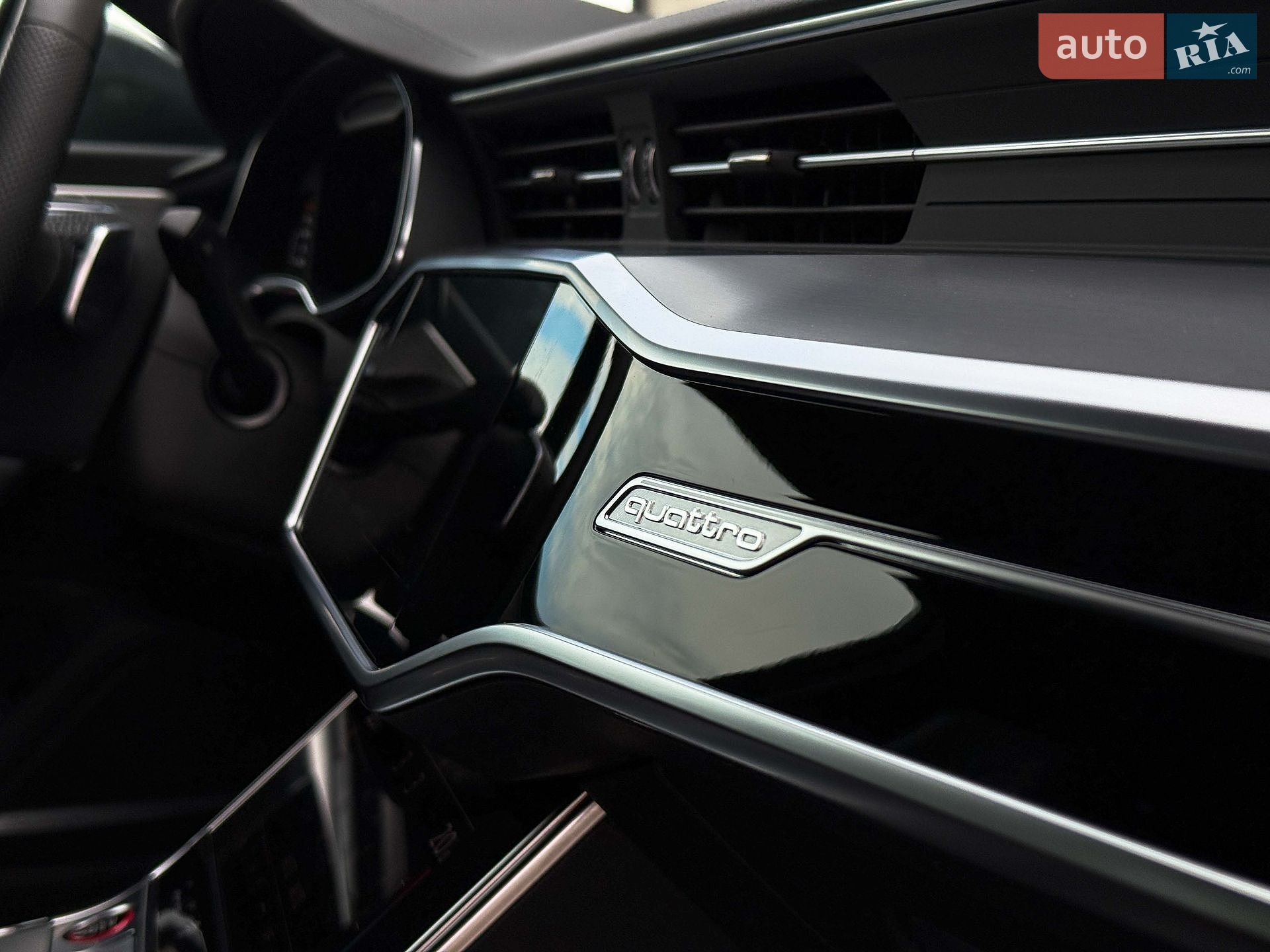 Audi A6 2022 VIN WAUZZZF20NN034134 фото оголошення 84 з 114