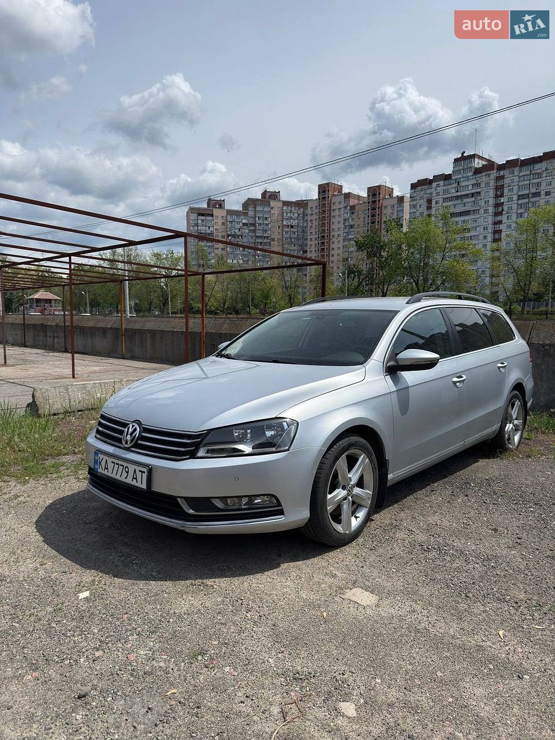 Volkswagen Passat 2011 VIN WVWZZZ3CZBE343698 фото оголошення 2 з 13