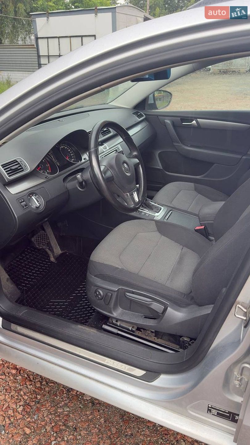 Volkswagen Passat 2011 VIN WVWZZZ3CZBE343698 фото оголошення 8 з 13