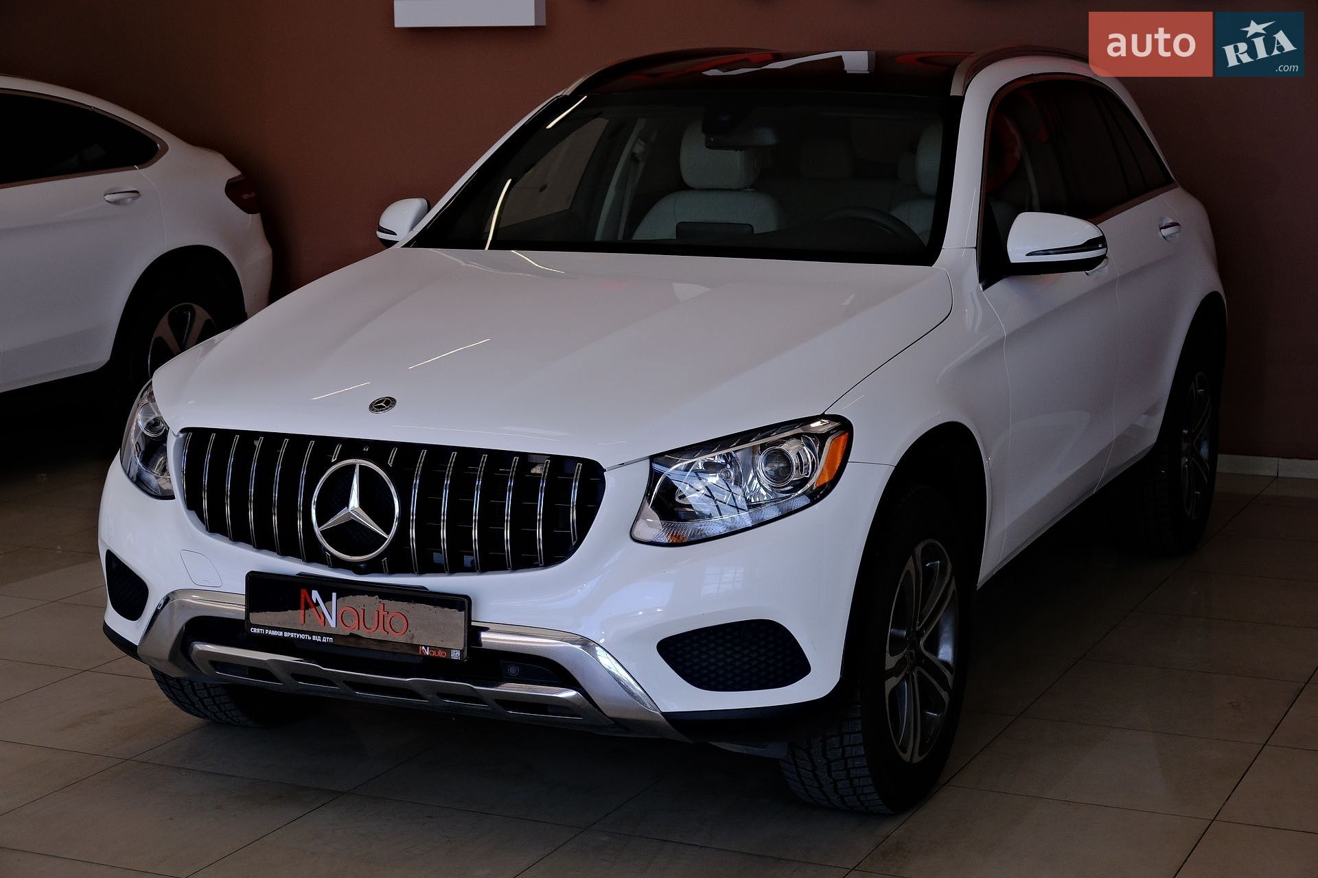 Mercedes-Benz GLC-Class 2018 VIN WDC0G4KB9JV075831 фото оголошення 2 з 39