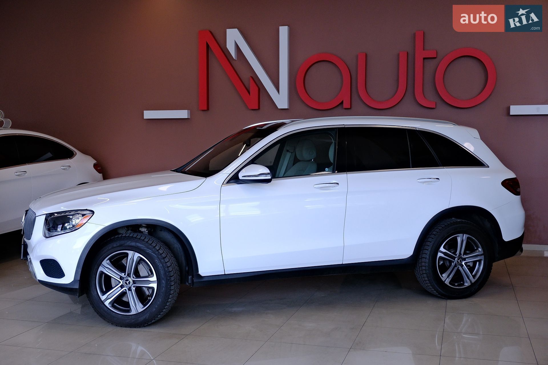 Mercedes-Benz GLC-Class 2018 VIN WDC0G4KB9JV075831 фото оголошення 10 з 39