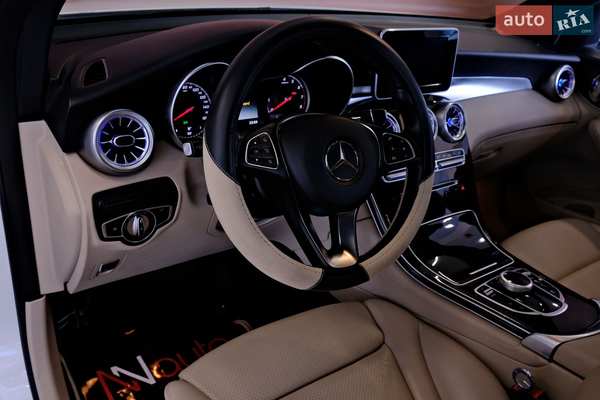 Mercedes-Benz GLC-Class 2018 VIN WDC0G4KB9JV075831 фото оголошення 24 з 39