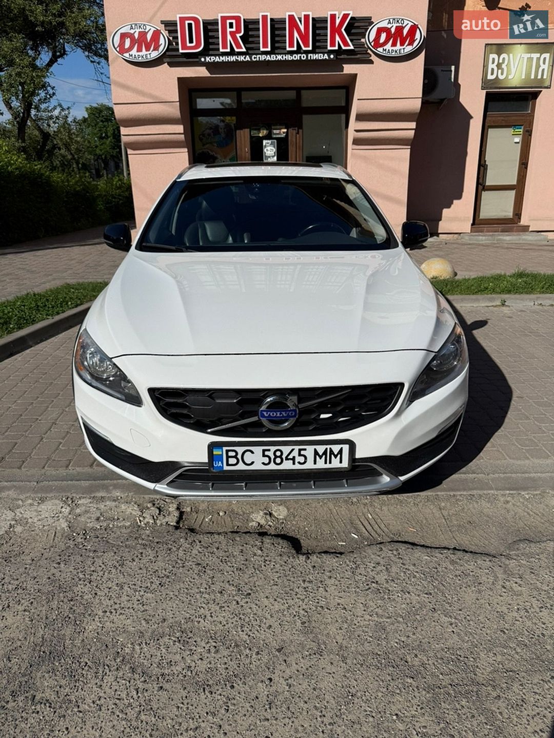 Volvo V60 2015 VIN YV4612HK6G1003270 фото оголошення 2 з 13