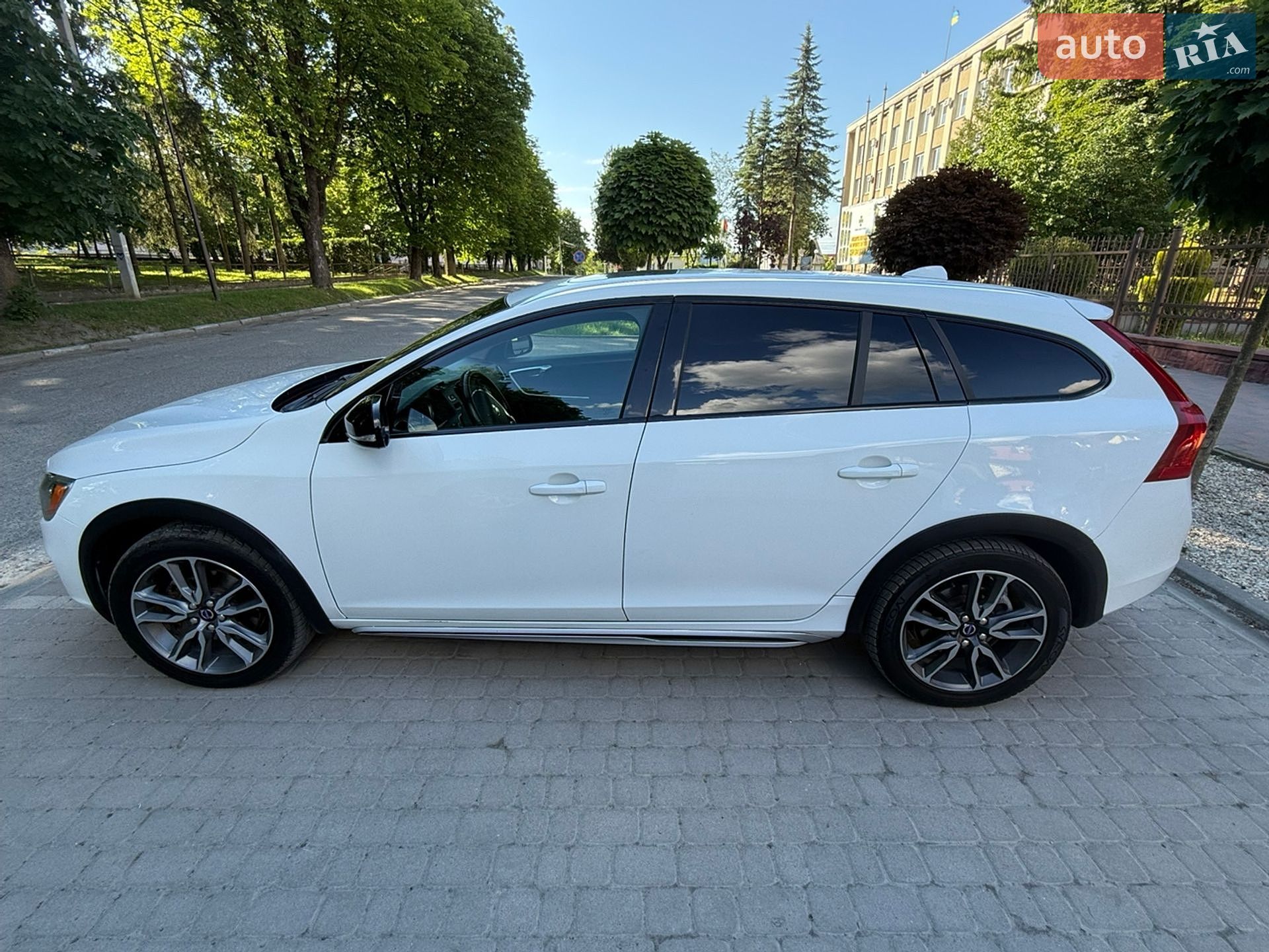 Volvo V60 2015 VIN YV4612HK6G1003270 фото оголошення 7 з 13