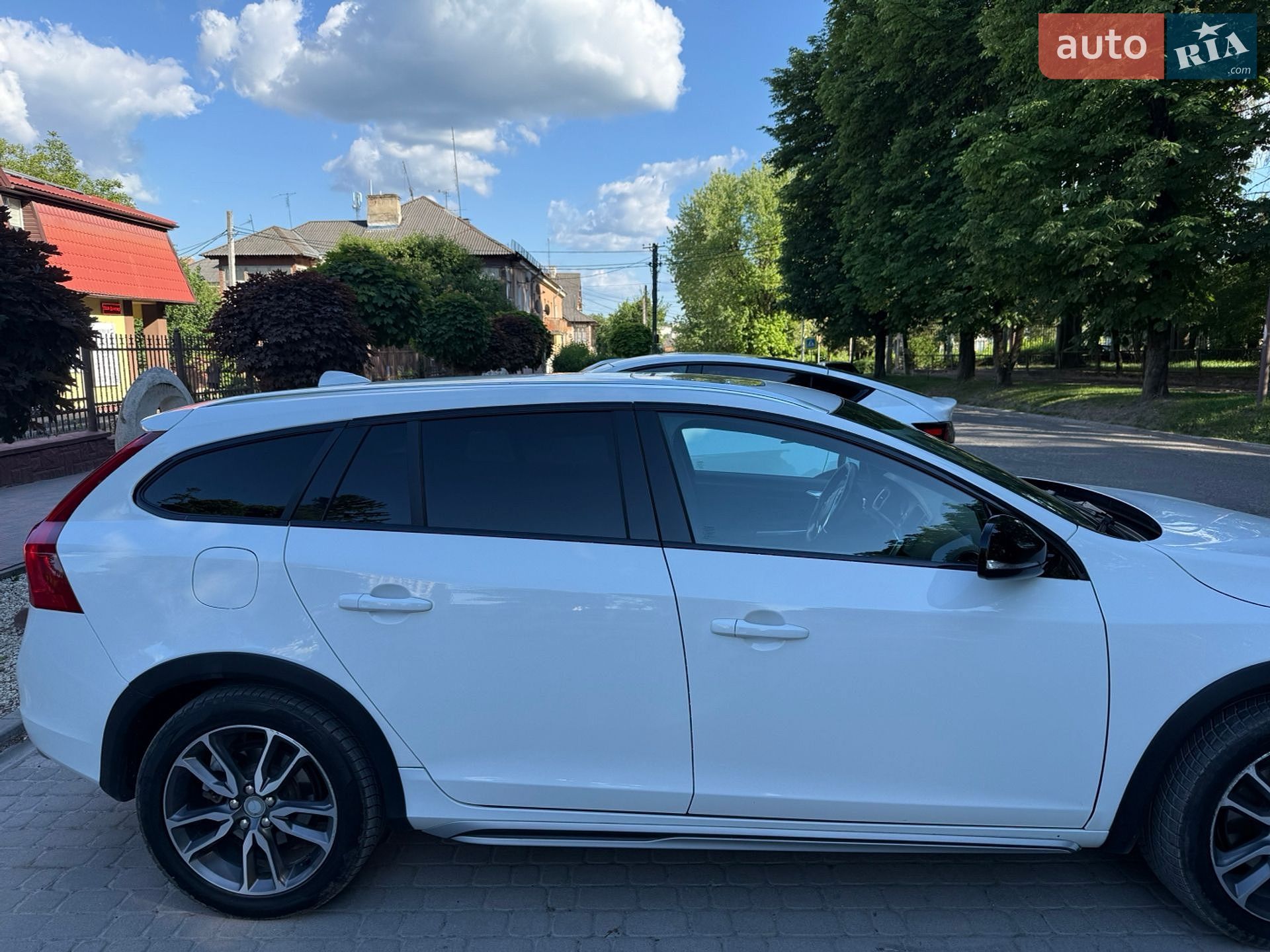 Volvo V60 2015 VIN YV4612HK6G1003270 фото оголошення 8 з 13
