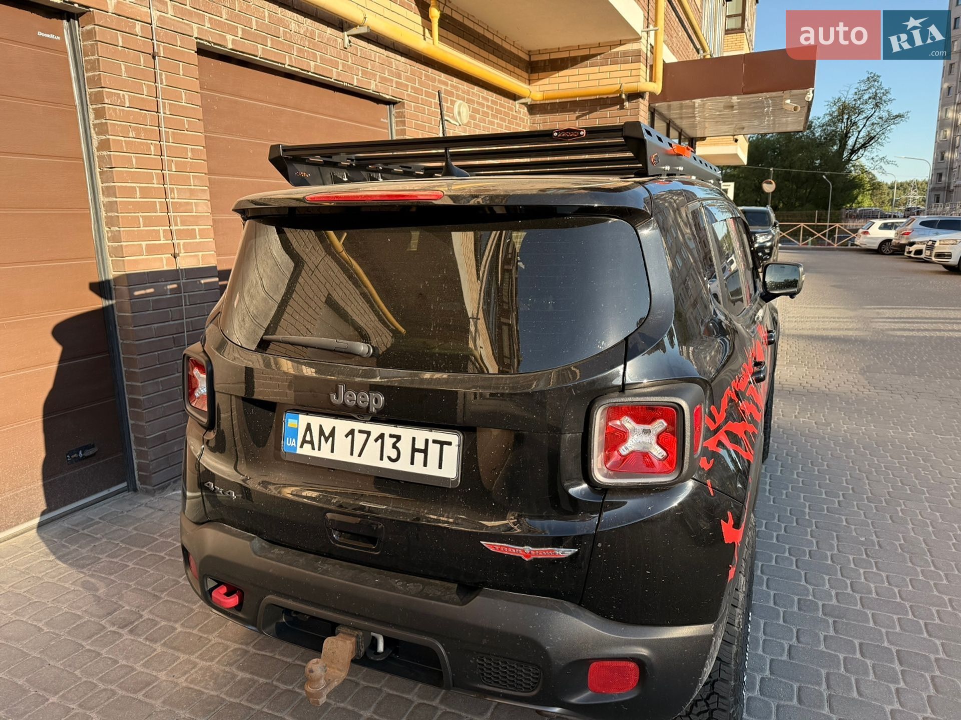 Jeep Renegade 2018 VIN ZACCJBCB5JPH17637 фото оголошення 2 з 21