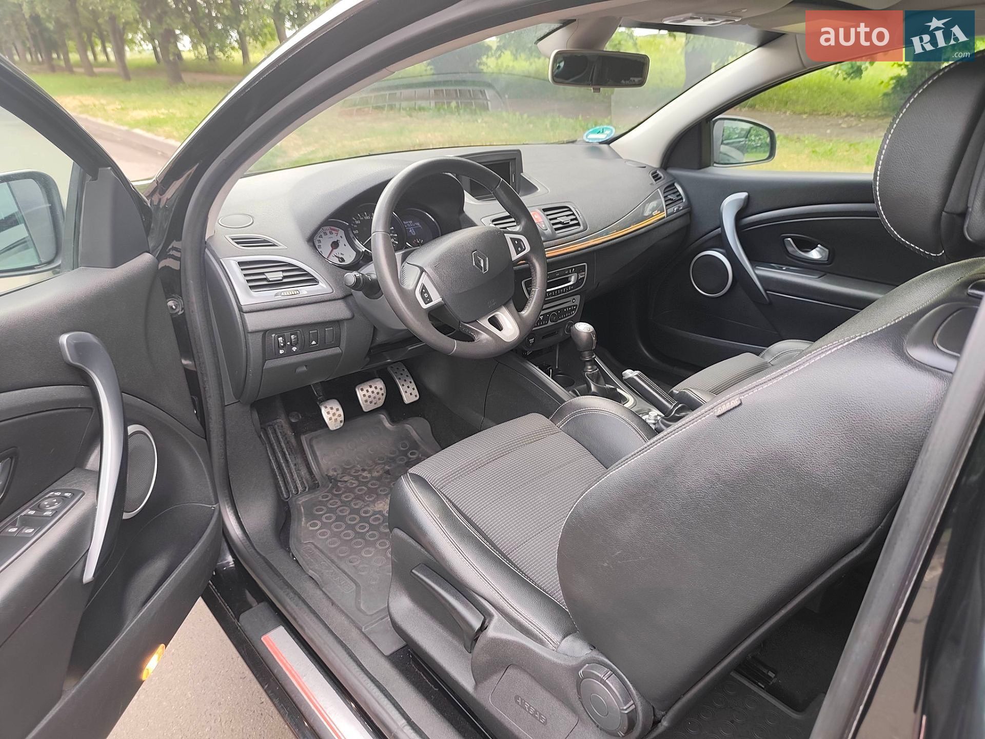 Renault Megane 2011 VIN VF1DZ1V0644890470 фото оголошення 54 з 60