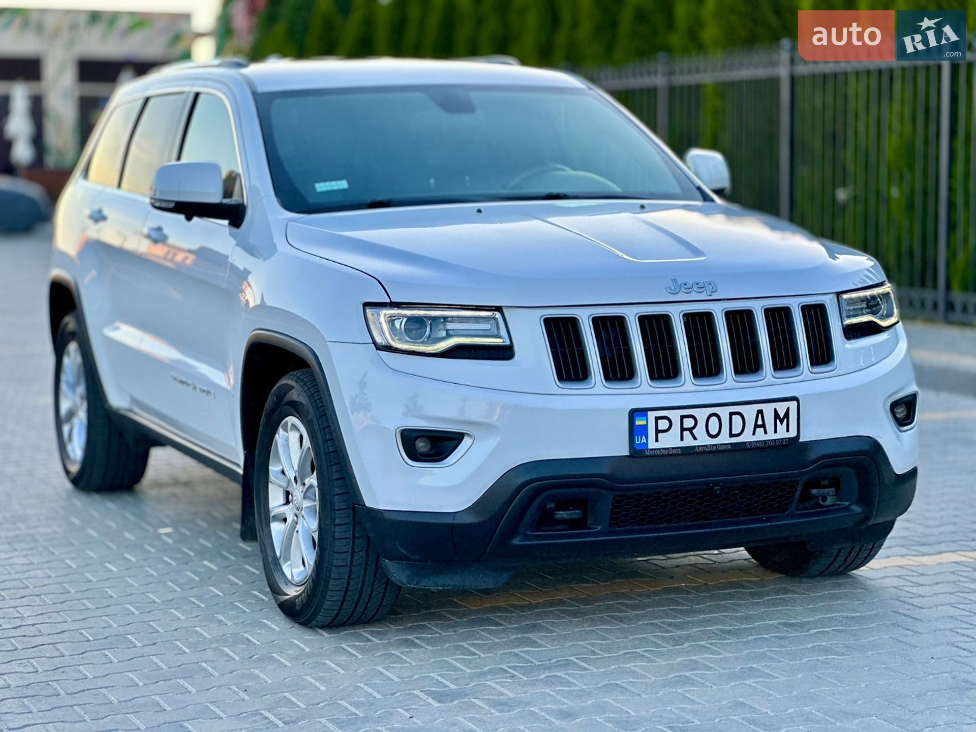 Jeep Grand Cherokee 2013 VIN 1C4RJFAM1EC212985 фото оголошення 4 з 59