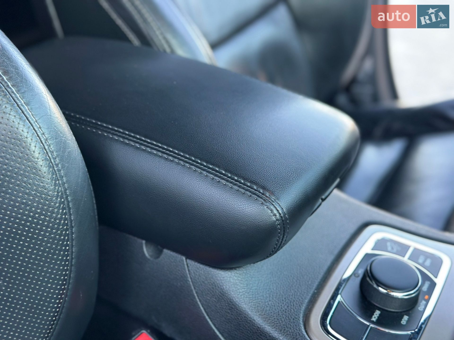 Jeep Grand Cherokee 2013 VIN 1C4RJFAM1EC212985 фото оголошення 17 з 59