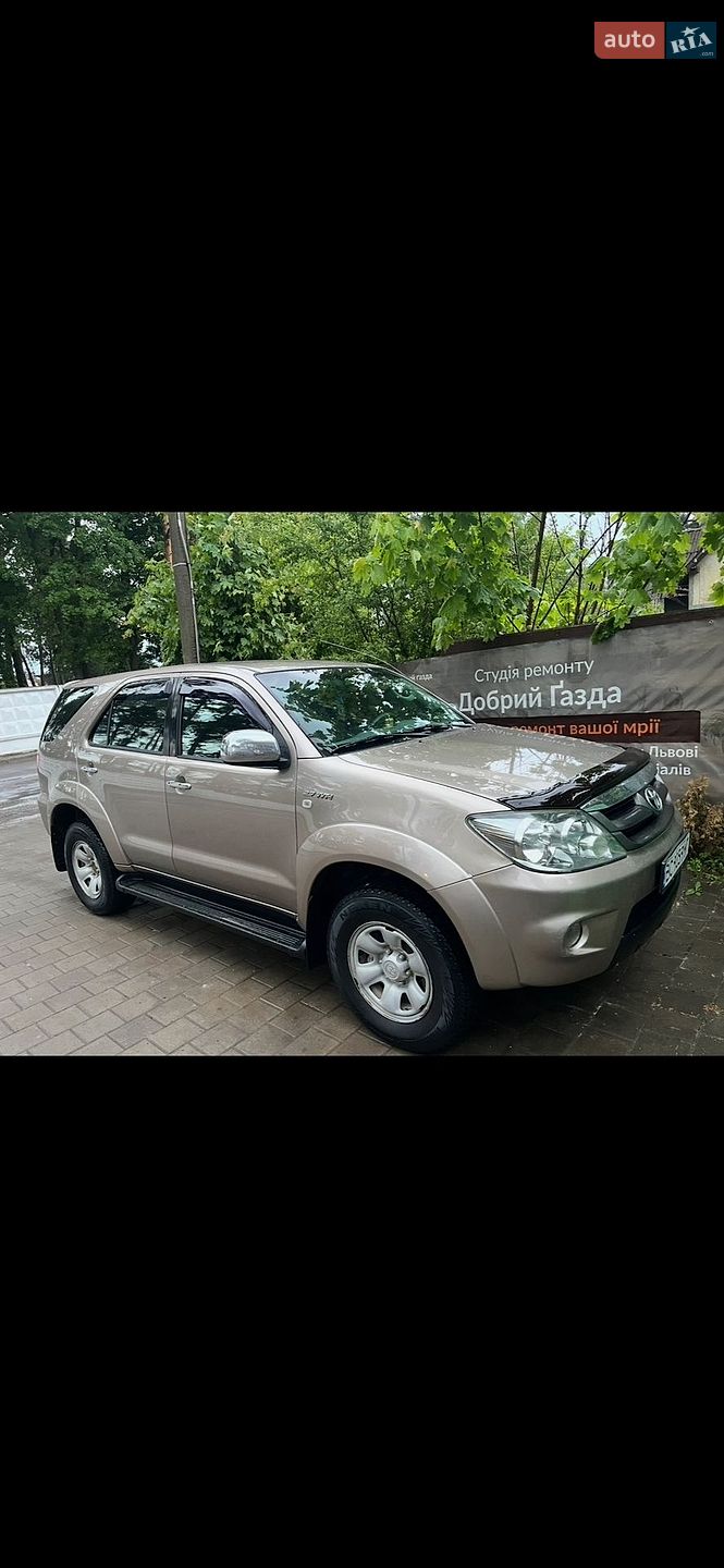 Toyota Fortuner 2006 VIN MR1YX59G063004307 фото оголошення 3 з 5