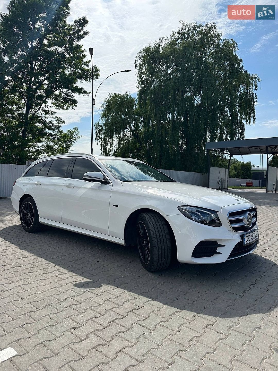 Mercedes-Benz E-Class 2019 VIN WDD2132161A724064 фото оголошення 4 з 21