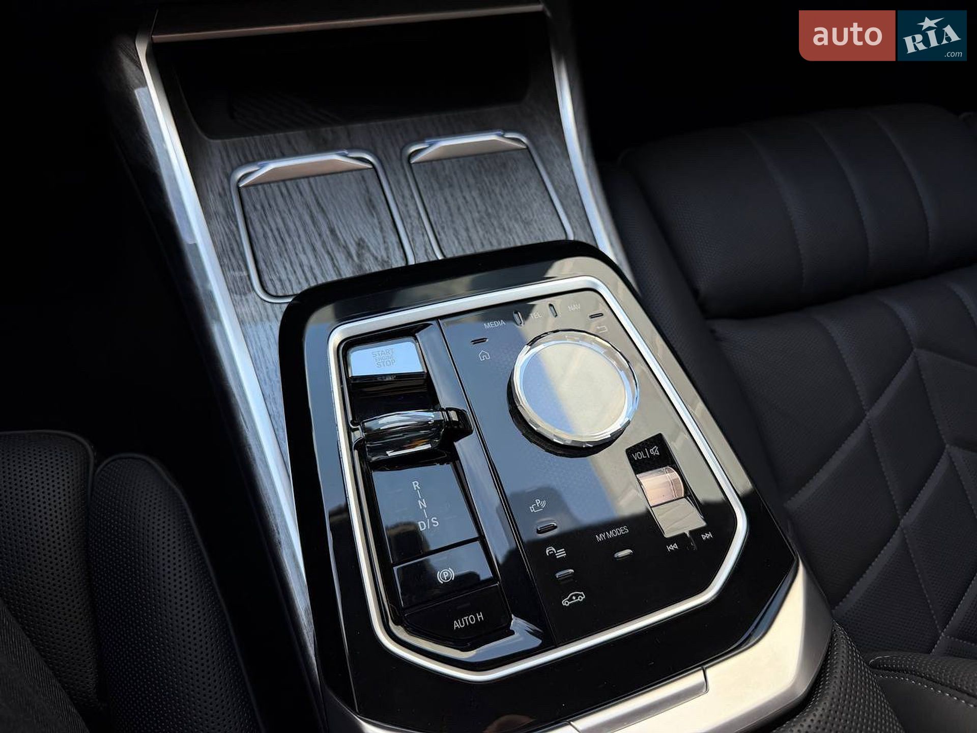 BMW 7 Series 2024 VIN WBA33EJ01RCT01532 фото оголошення 10 з 10