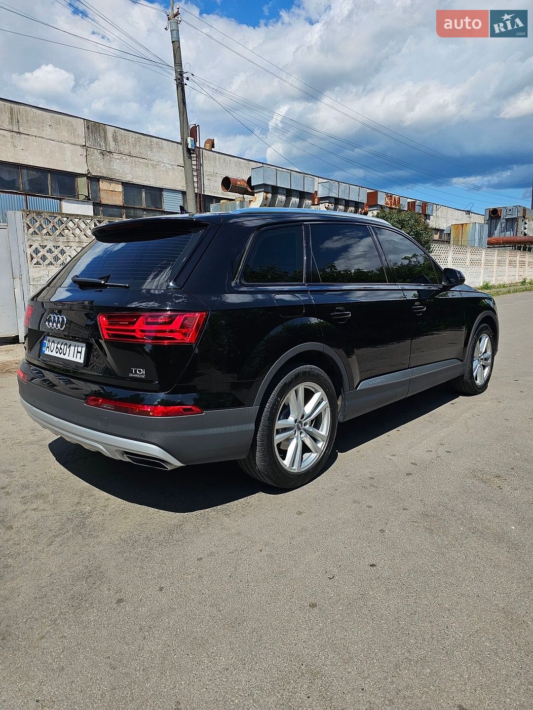 Audi Q7 2015 VIN WAUZZZ4M5GD017486 фото оголошення 12 з 16